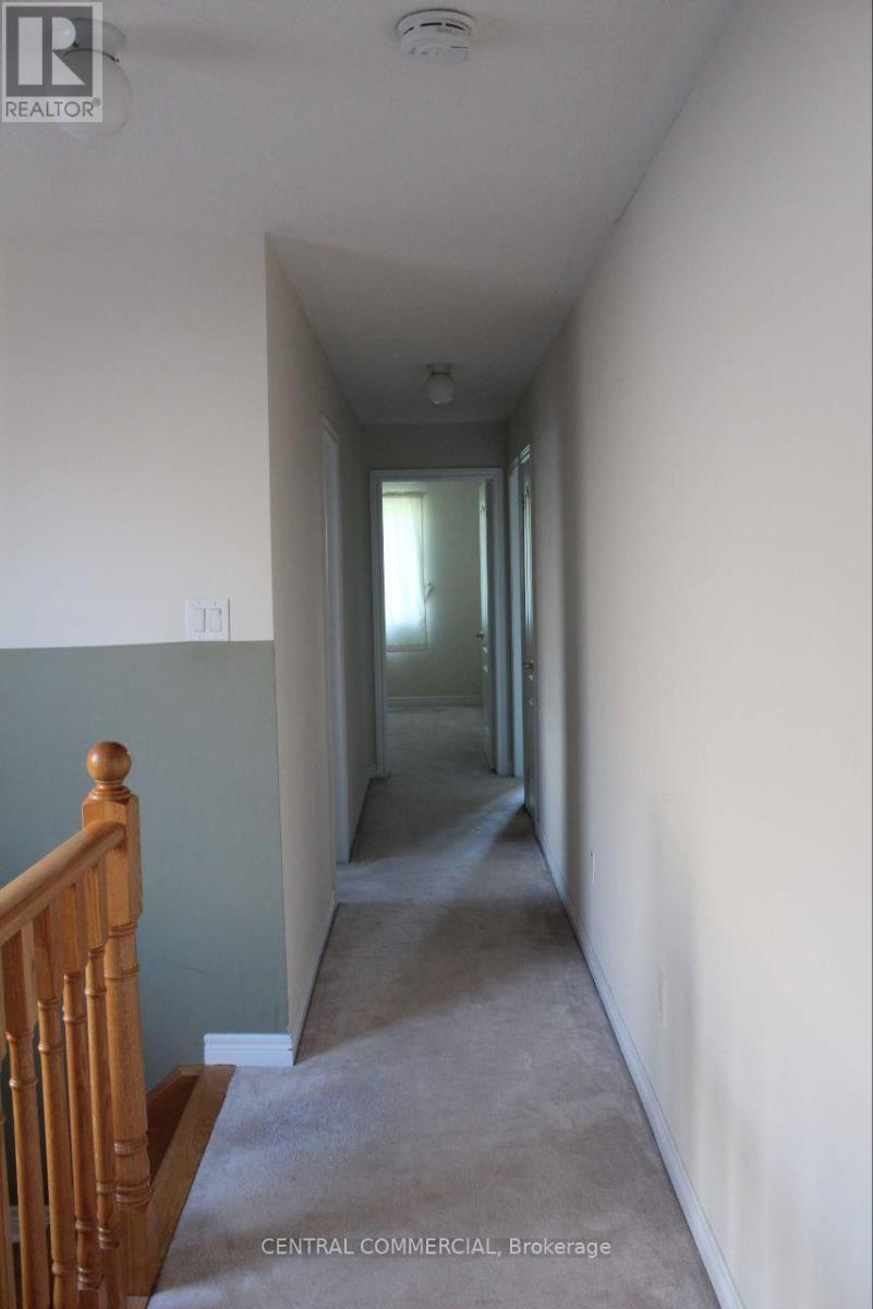 Main & Second Floor - 11 Shallot Court S, Richmond Hill, Ontario  L4S 0C1 - Photo 9 - N12640104