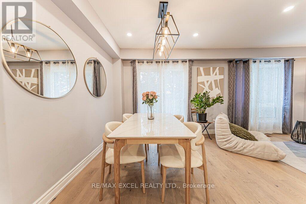 15 Knightsbridge Way, Markham, Ontario  L3P 3W4 - Photo 16 - N12640108