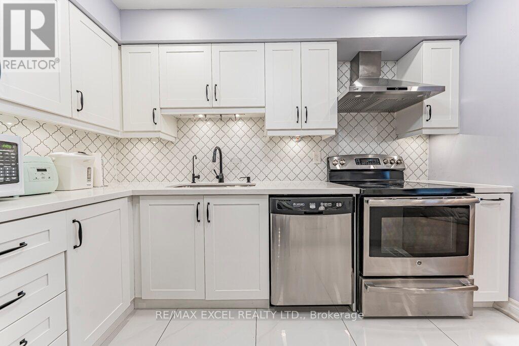 15 Knightsbridge Way, Markham, Ontario  L3P 3W4 - Photo 21 - N12640108