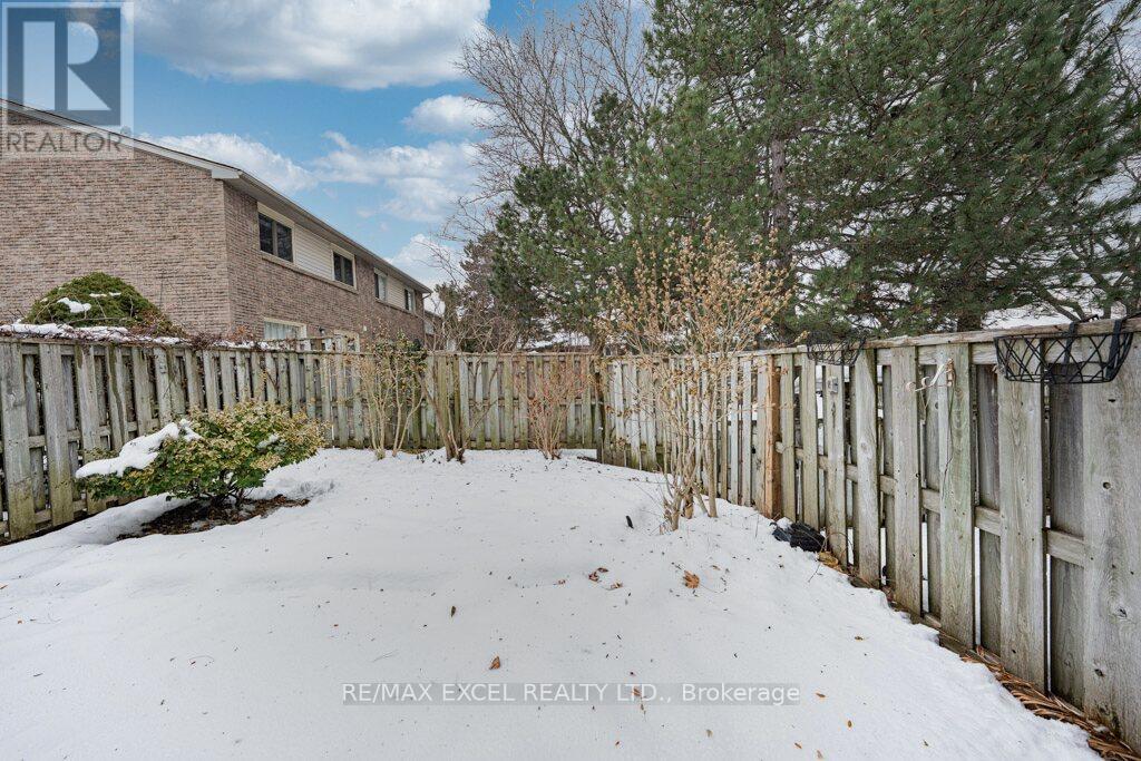 15 Knightsbridge Way, Markham, Ontario  L3P 3W4 - Photo 27 - N12640108