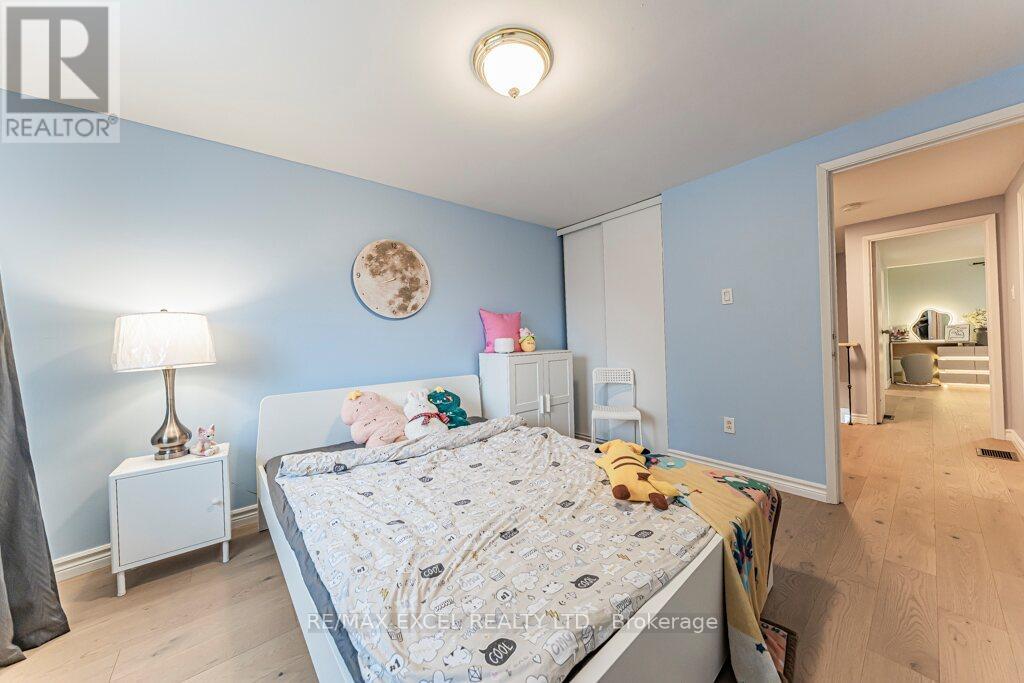 15 Knightsbridge Way, Markham, Ontario  L3P 3W4 - Photo 39 - N12640108