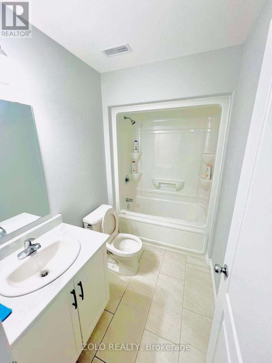 48 York Drive, Peterborough, Ontario  K9K 0H1 - Photo 2 - X12640114