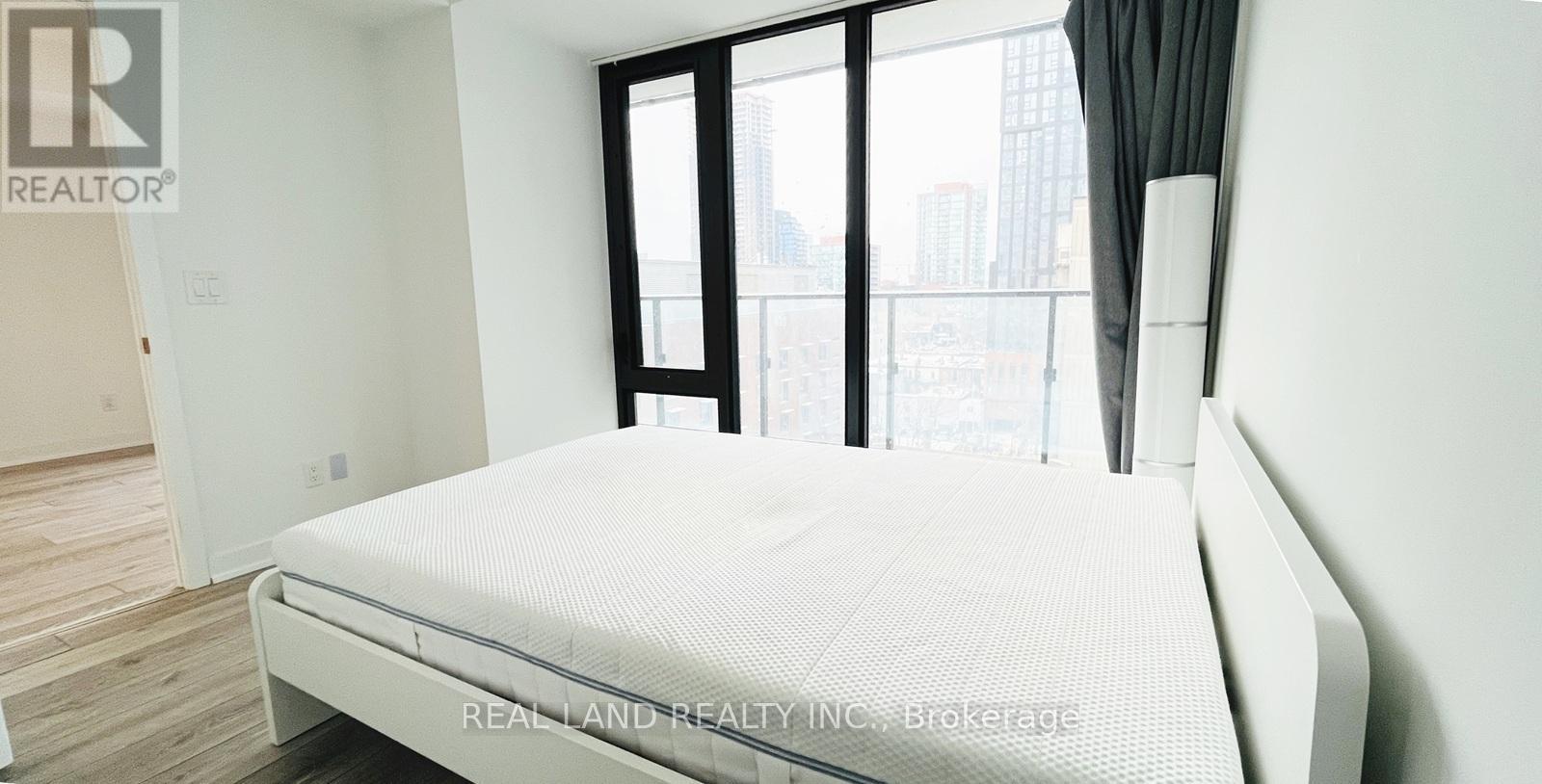 808 - 47 Mutual Street, Toronto, Ontario  M5B 0C6 - Photo 17 - C12500342