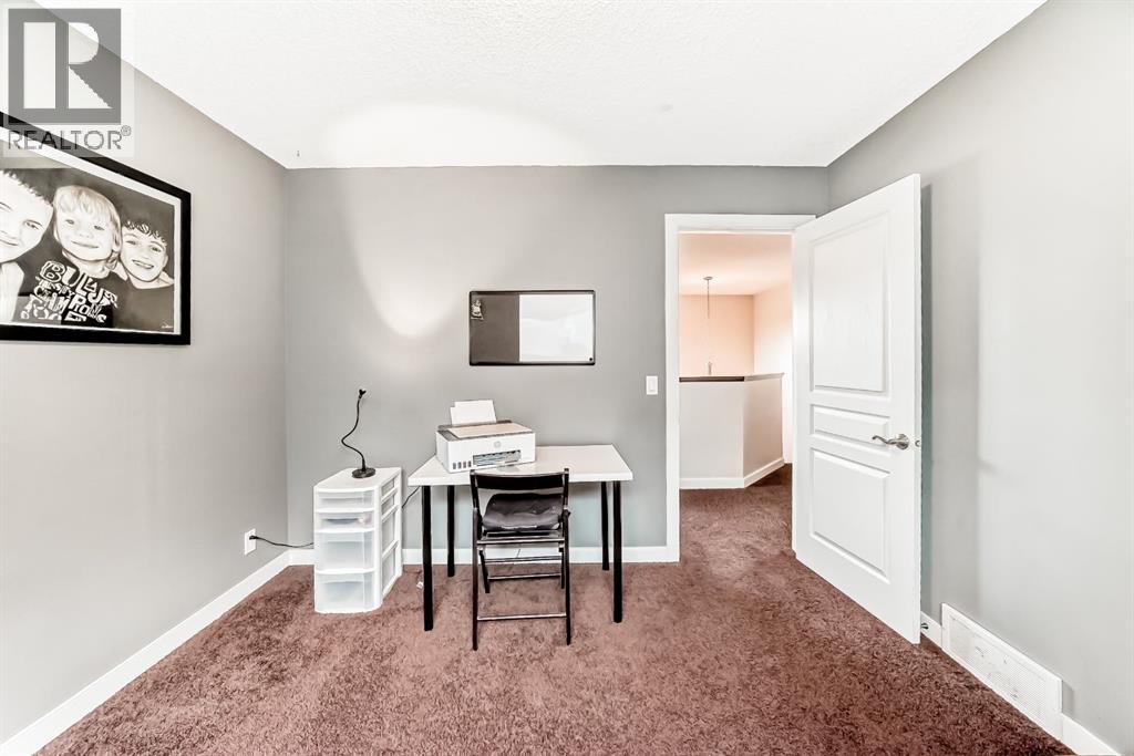 393 River Heights Drive, Cochrane, Alberta  T4C 0H8 - Photo 35 - A2269927