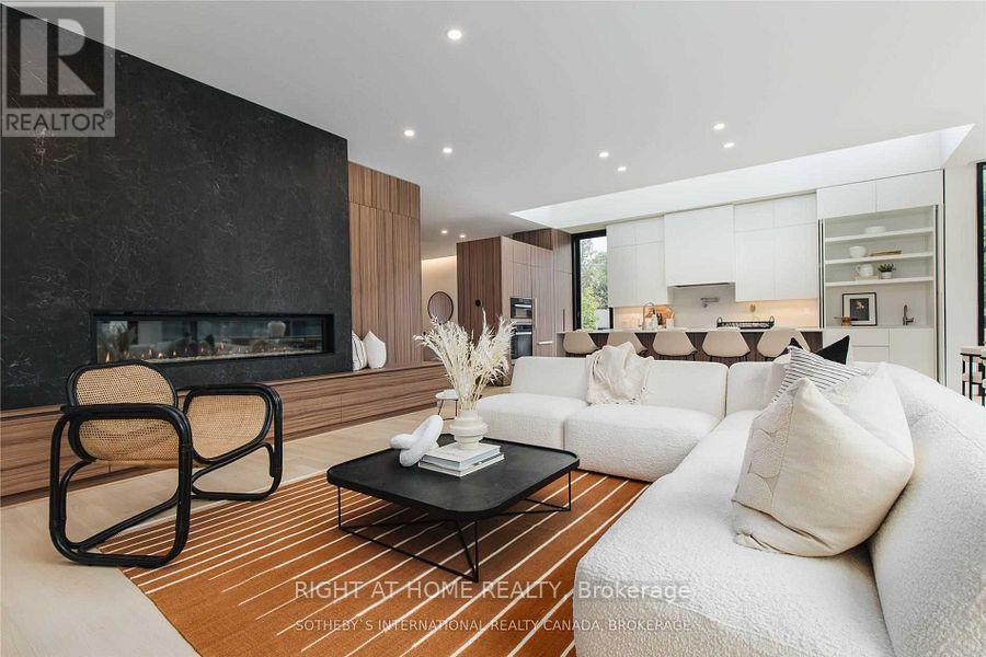 93 Meadowview Avenue, Markham, Ontario  L3T 1K8 - Photo 2 - N12640128