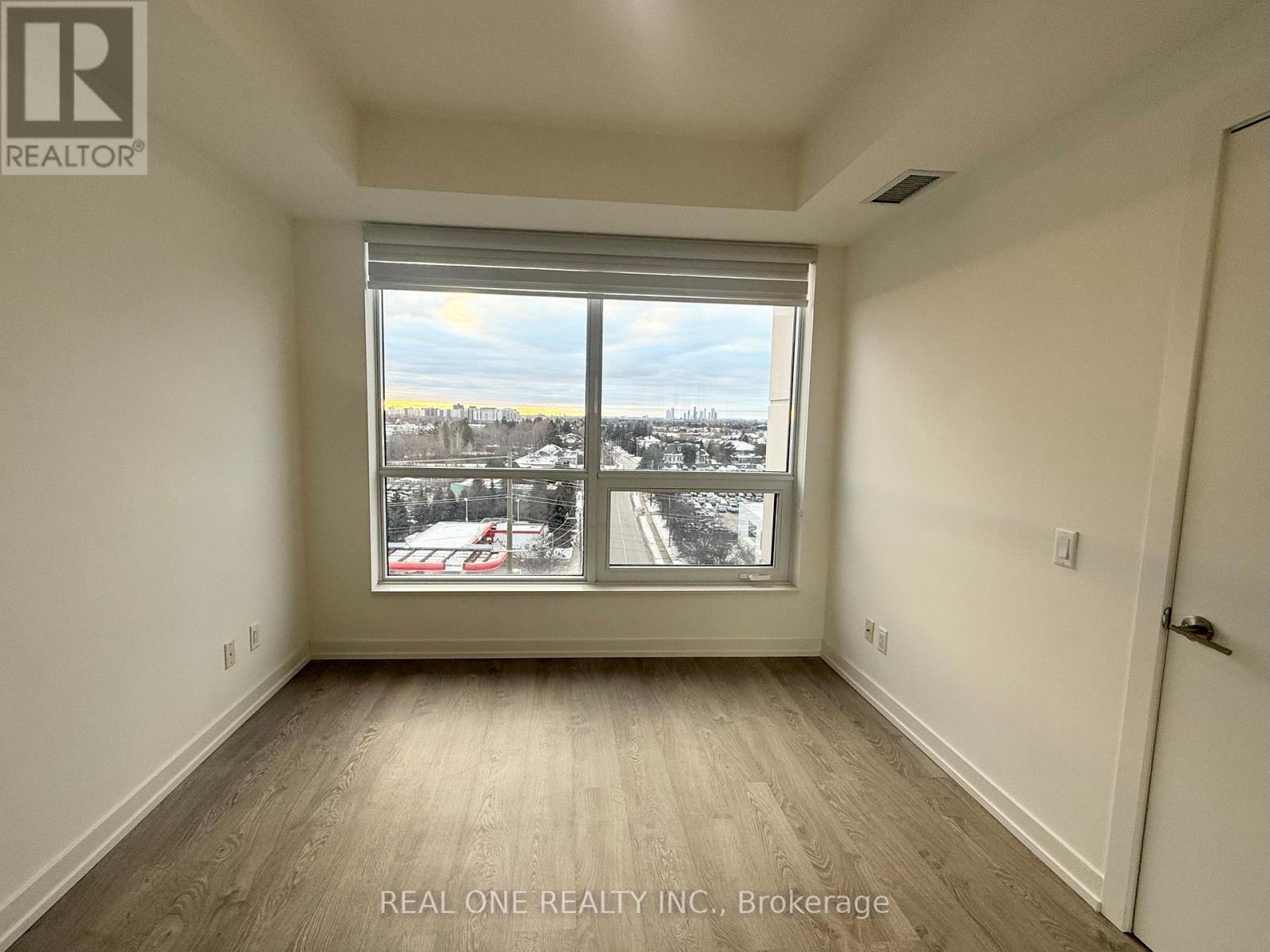 715 - 1 Grandview Avenue, Markham, Ontario  L3T 0G7 - Photo 8 - N12638880