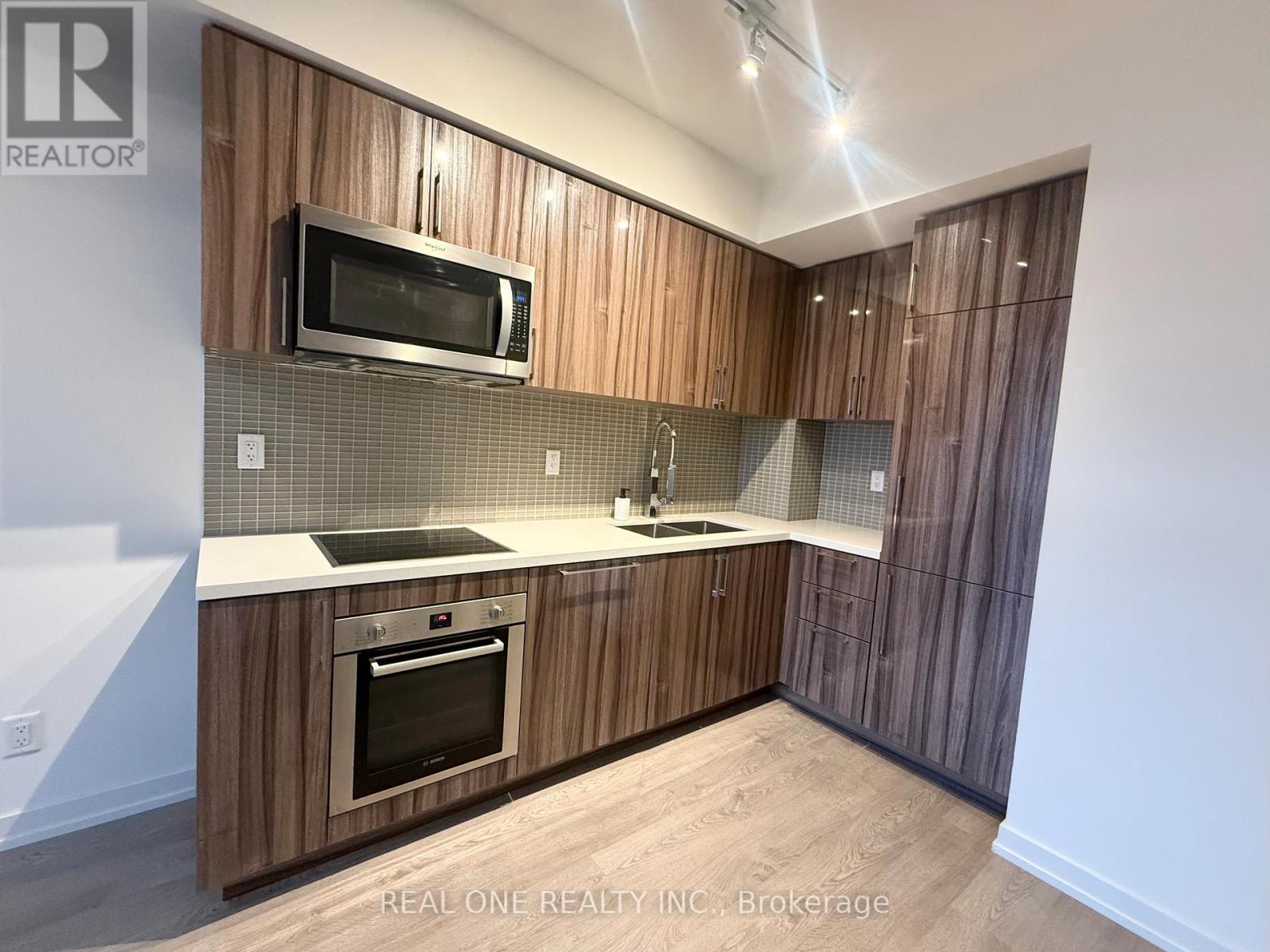 715 - 1 Grandview Avenue, Markham, Ontario  L3T 0G7 - Photo 3 - N12638880