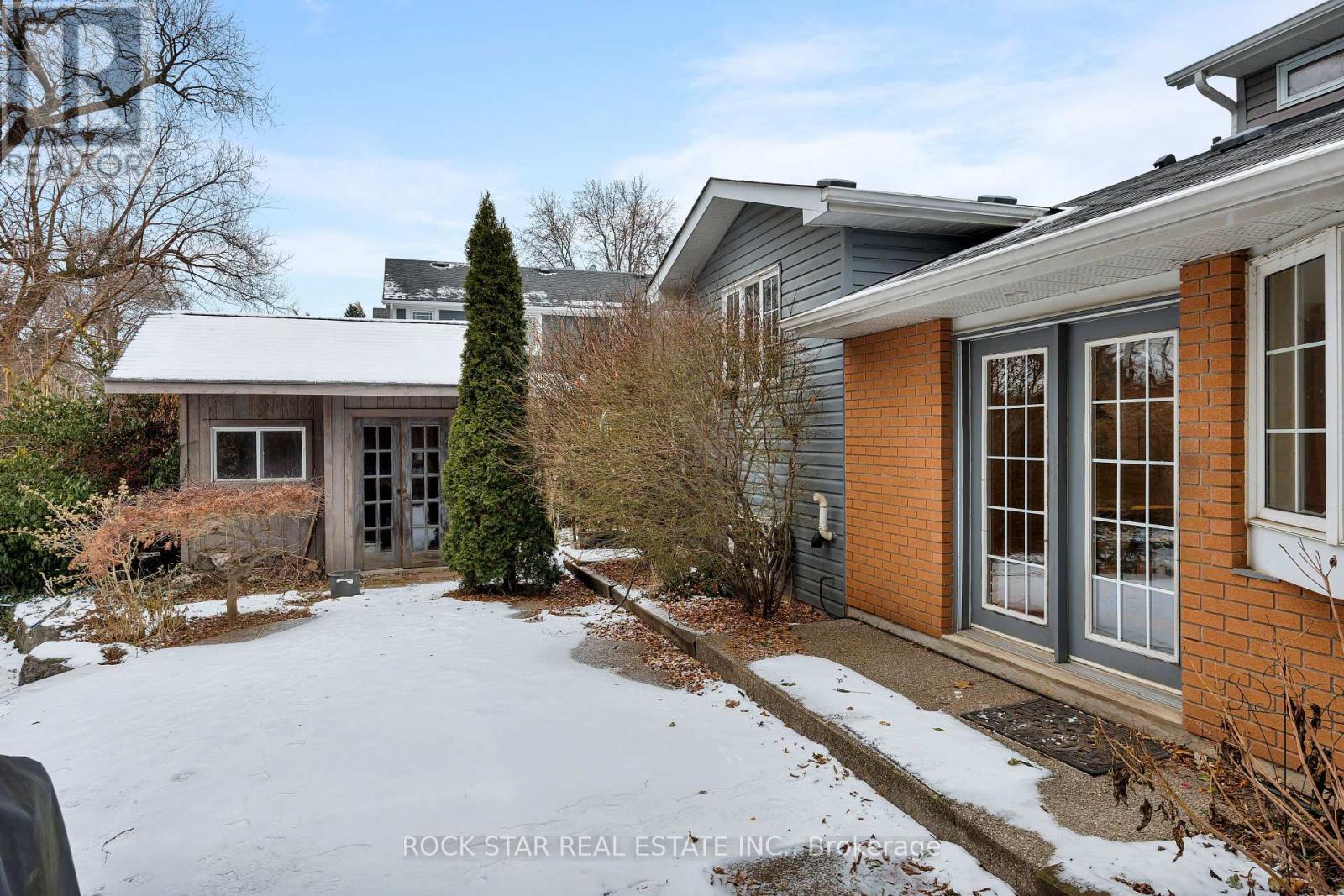 2144 Shelley Road, Oakville, Ontario  L6L 2K2 - Photo 24 - W12640132