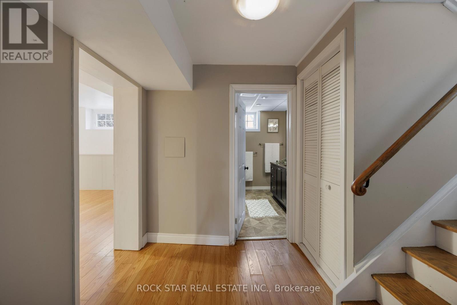 2144 Shelley Road, Oakville, Ontario  L6L 2K2 - Photo 33 - W12640132