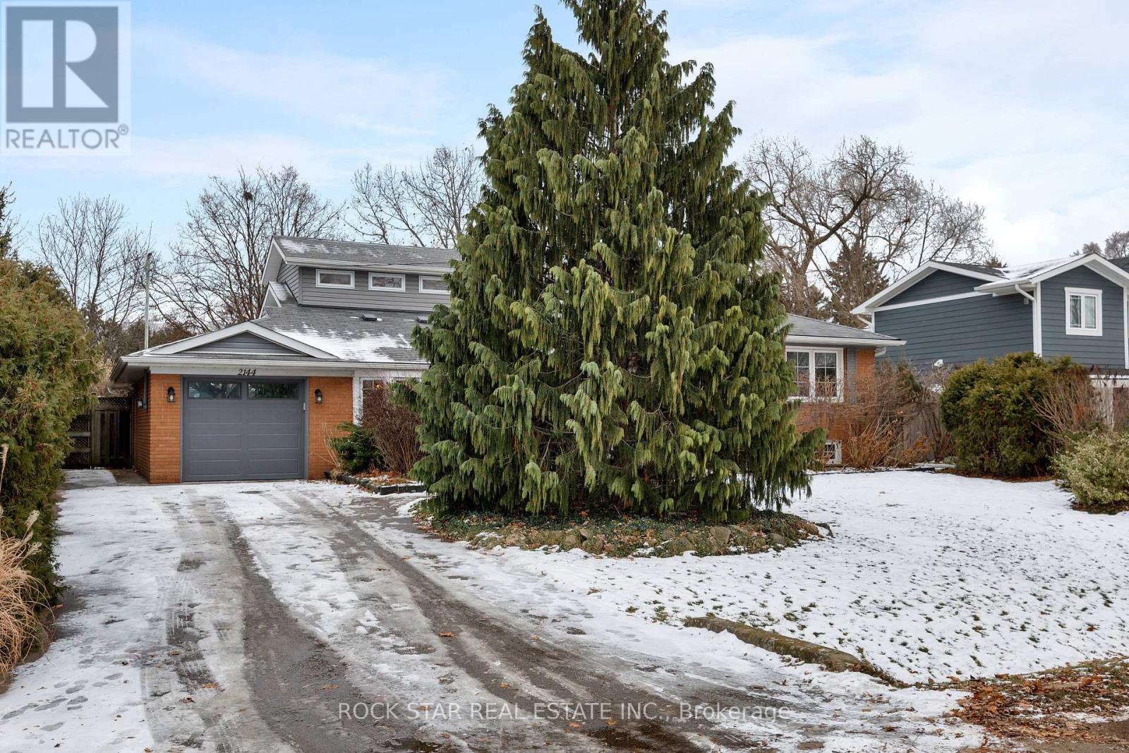 2144 Shelley Road, Oakville, Ontario  L6L 2K2 - Photo 8 - W12640132