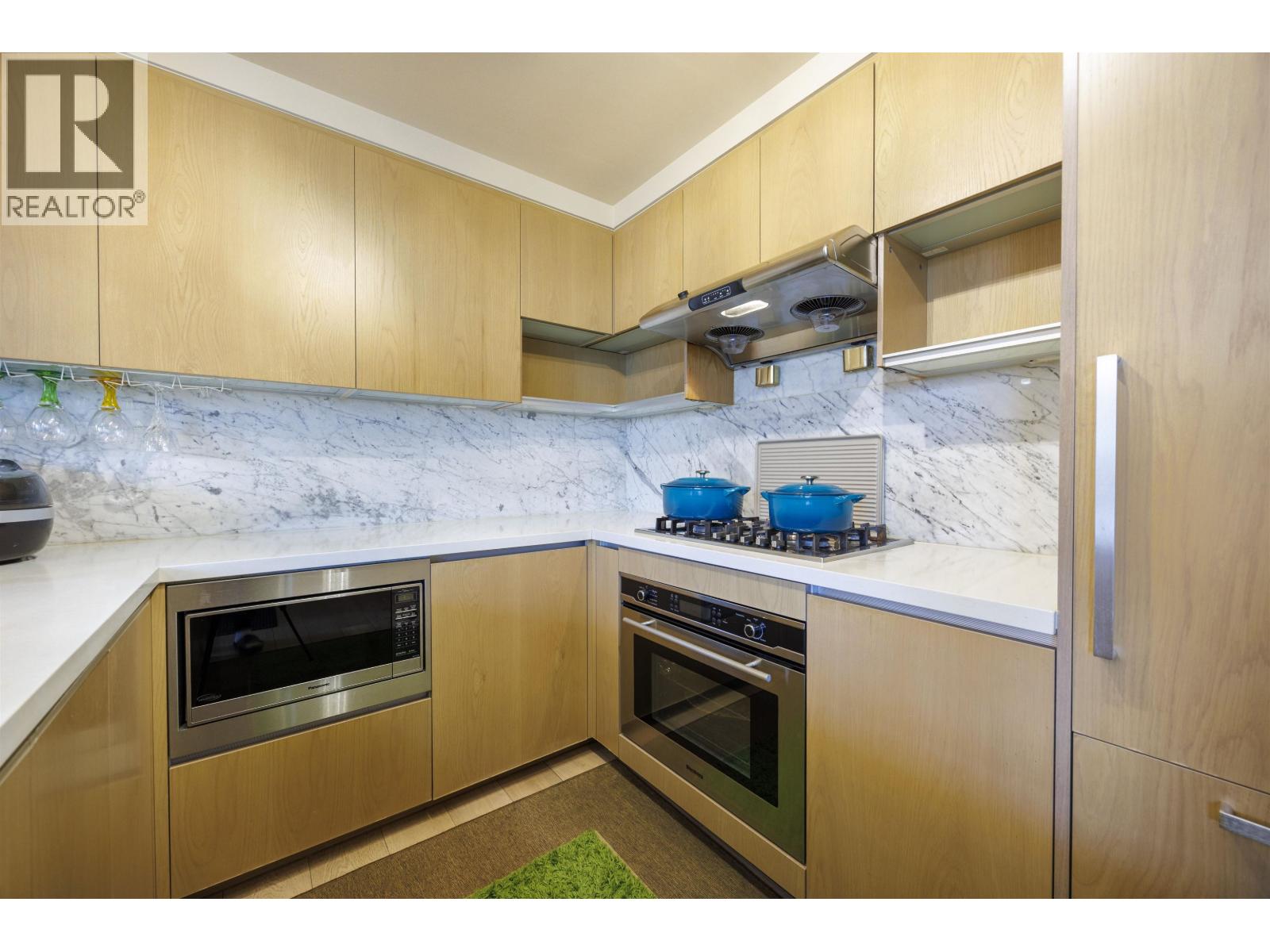 6590 Nelson Avenue, Burnaby, British Columbia V5H 0E8 - Photo 11 - R3074361