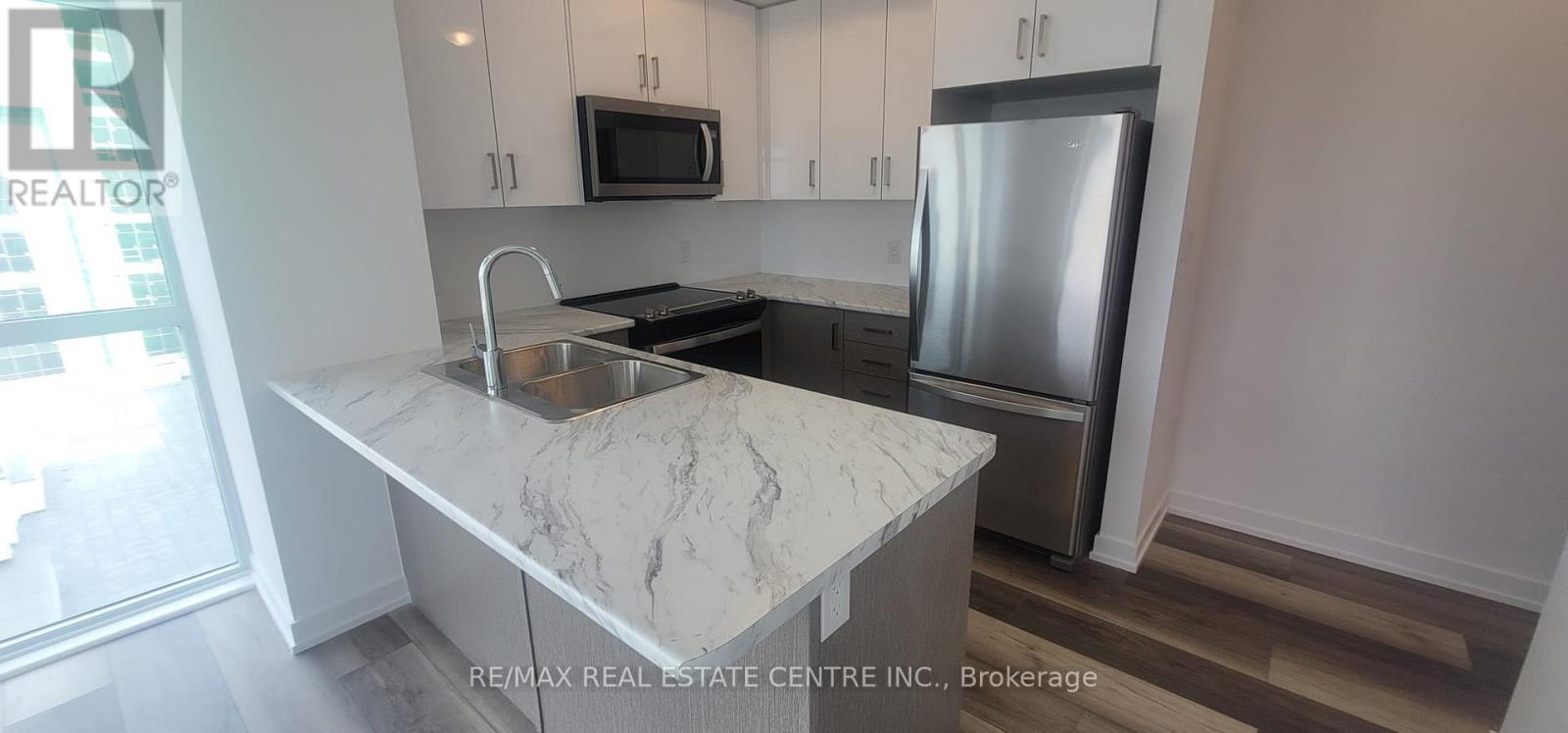 805 - 450 Dundas Street E, Hamilton, Ontario  L8B 2A6 - Photo 4 - X12639954