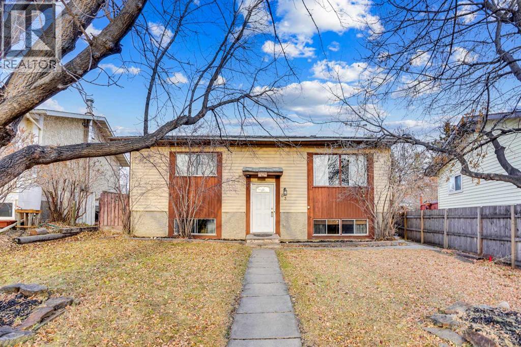 63 Knight Place, Crossfield, Alberta