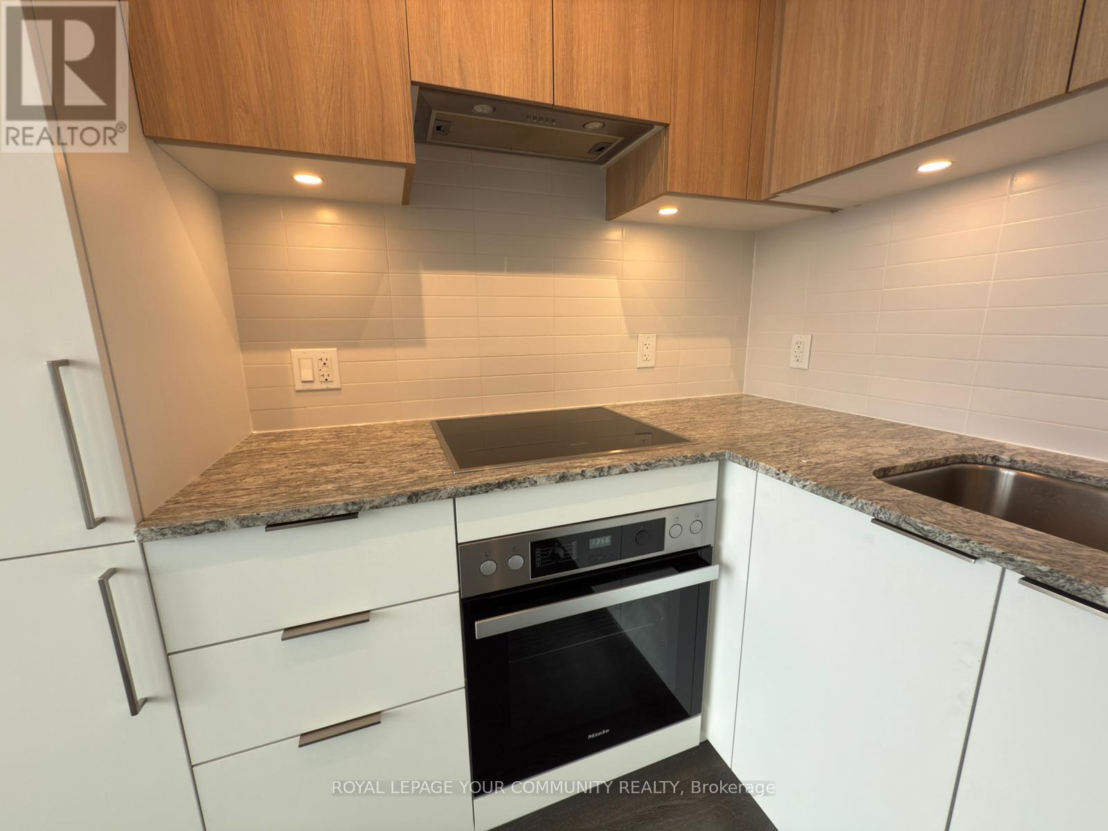 3208 - 50 O'neil Road, Toronto, Ontario  M3C 0R1 - Photo 7 - C12640140