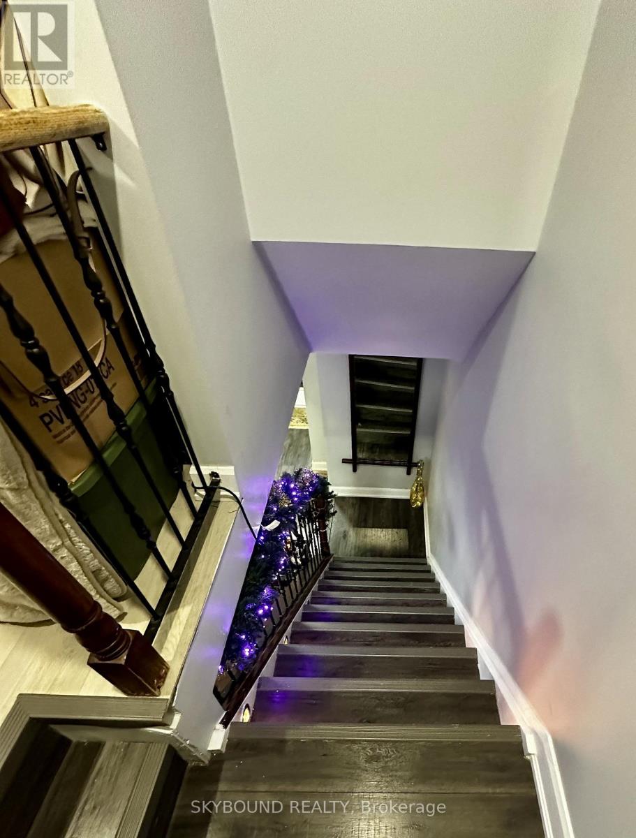 5 - 49 Red Robin Way, Toronto, Ontario  M2R 3K6 - Photo 14 - C12640146