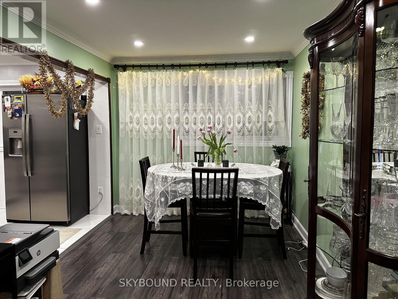 5 - 49 Red Robin Way, Toronto, Ontario  M2R 3K6 - Photo 5 - C12640146