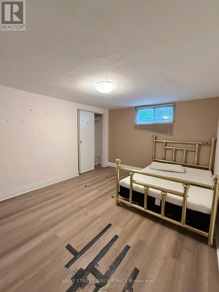 65 Spadina Road, Toronto, Ontario  M5R 2T1 - Photo 10 - C12640150