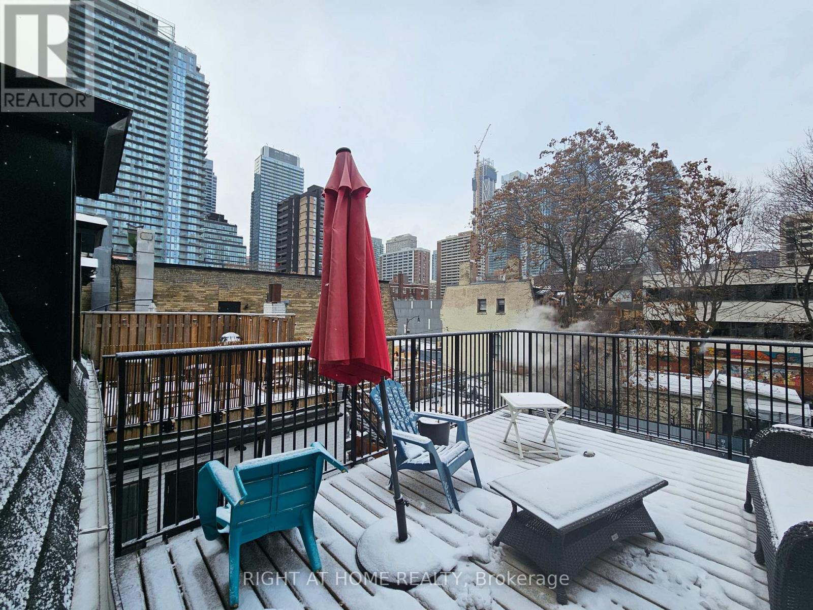 203 - 72 Wellesley Street E, Toronto, Ontario  M4Y 1H2 - Photo 27 - C12640158