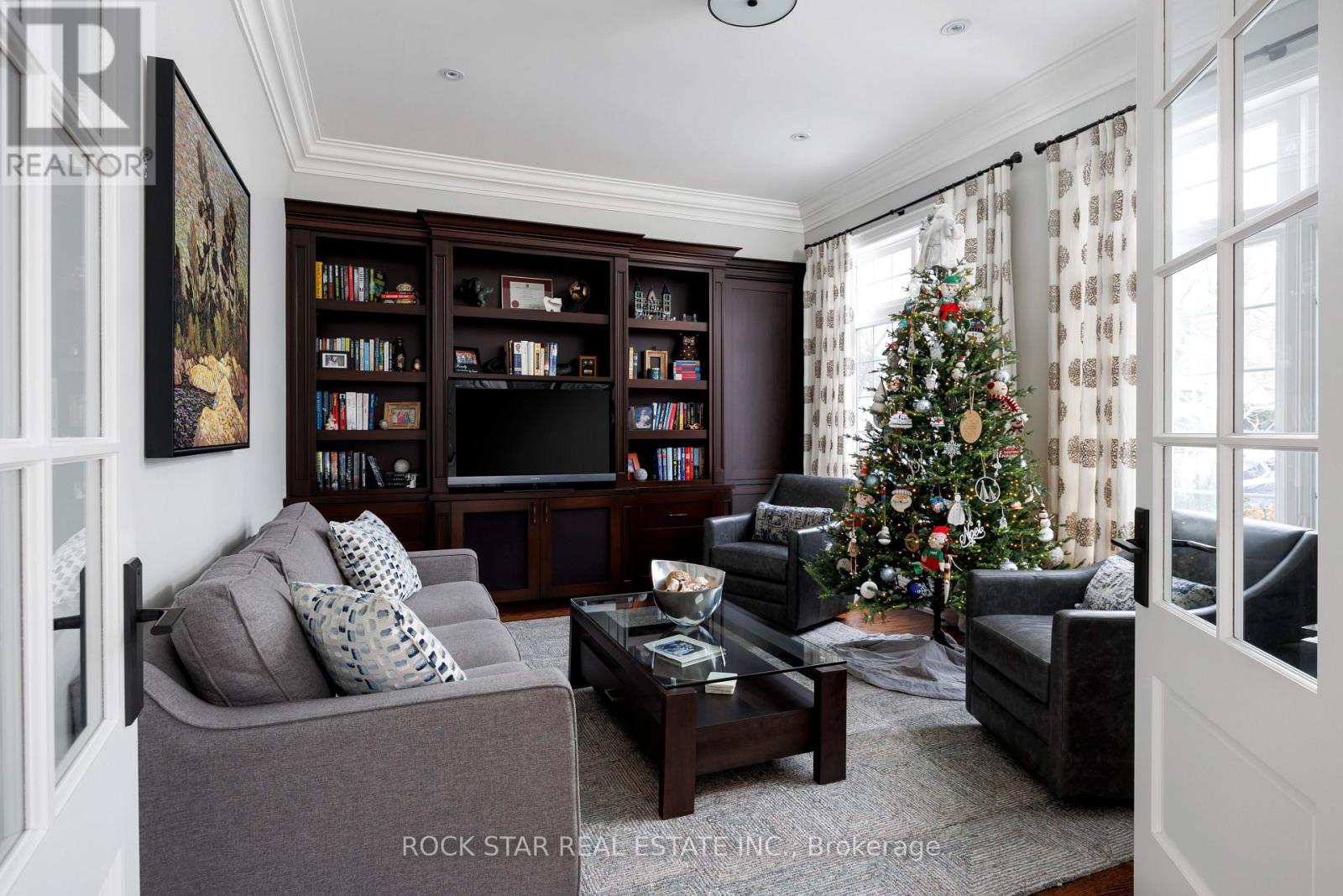 28 Highland Road, Oakville, Ontario  L6K 1S7 - Photo 10 - W12640142