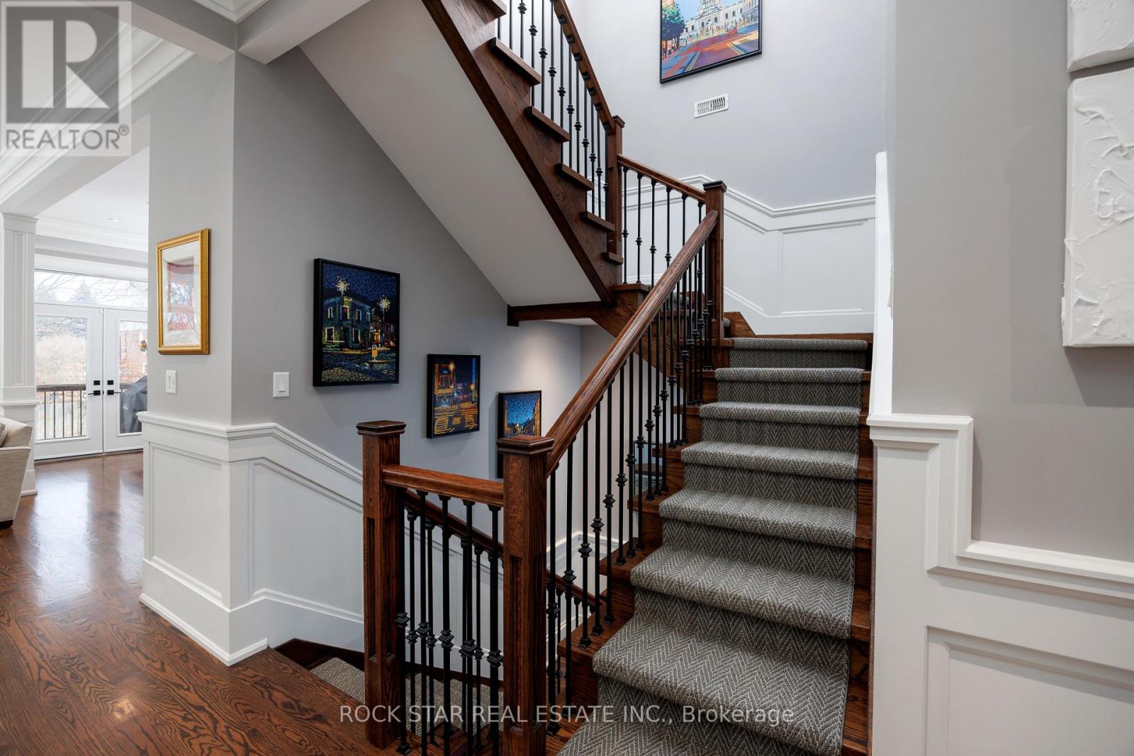 28 Highland Road, Oakville, Ontario  L6K 1S7 - Photo 32 - W12640142