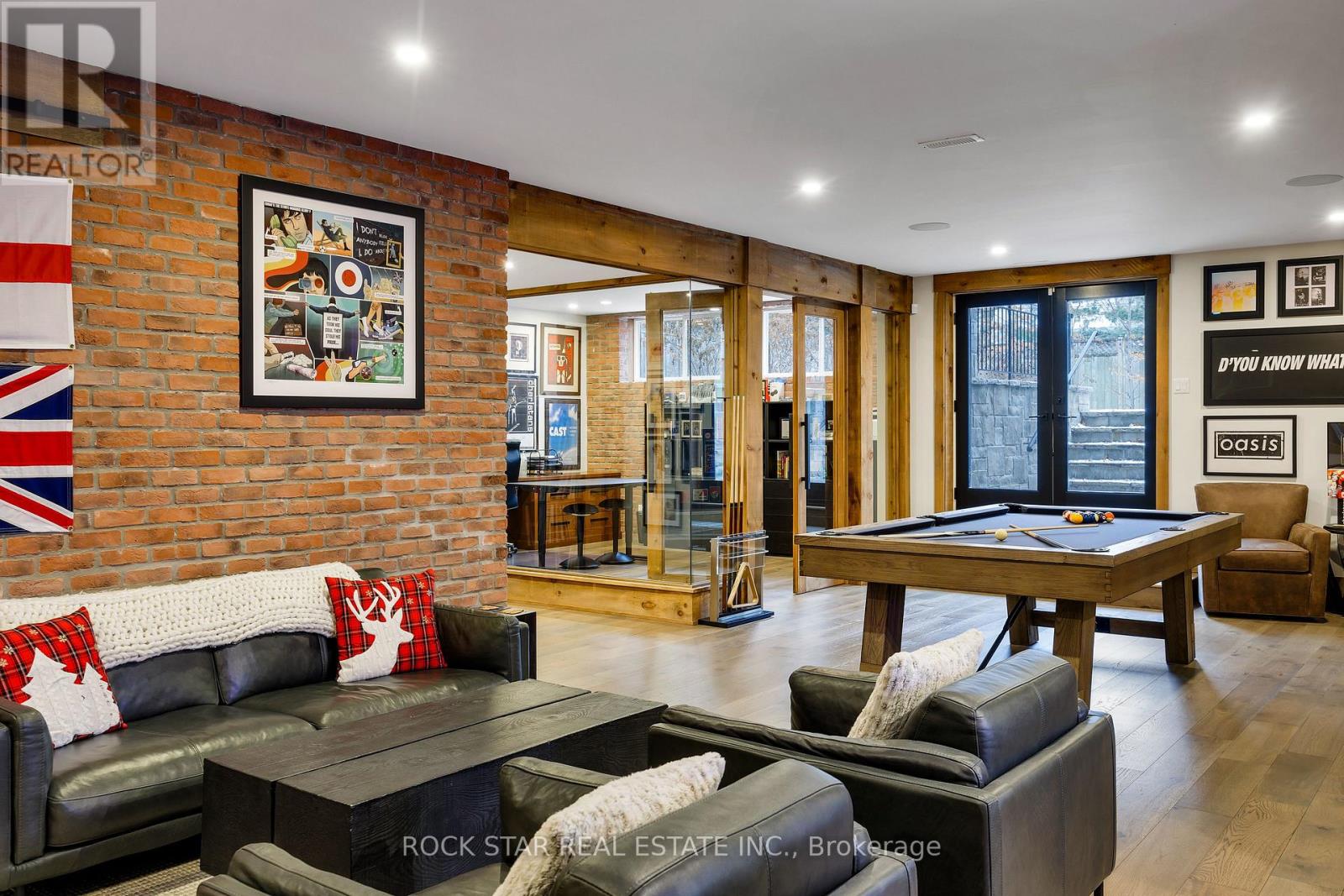 28 Highland Road, Oakville, Ontario  L6K 1S7 - Photo 34 - W12640142