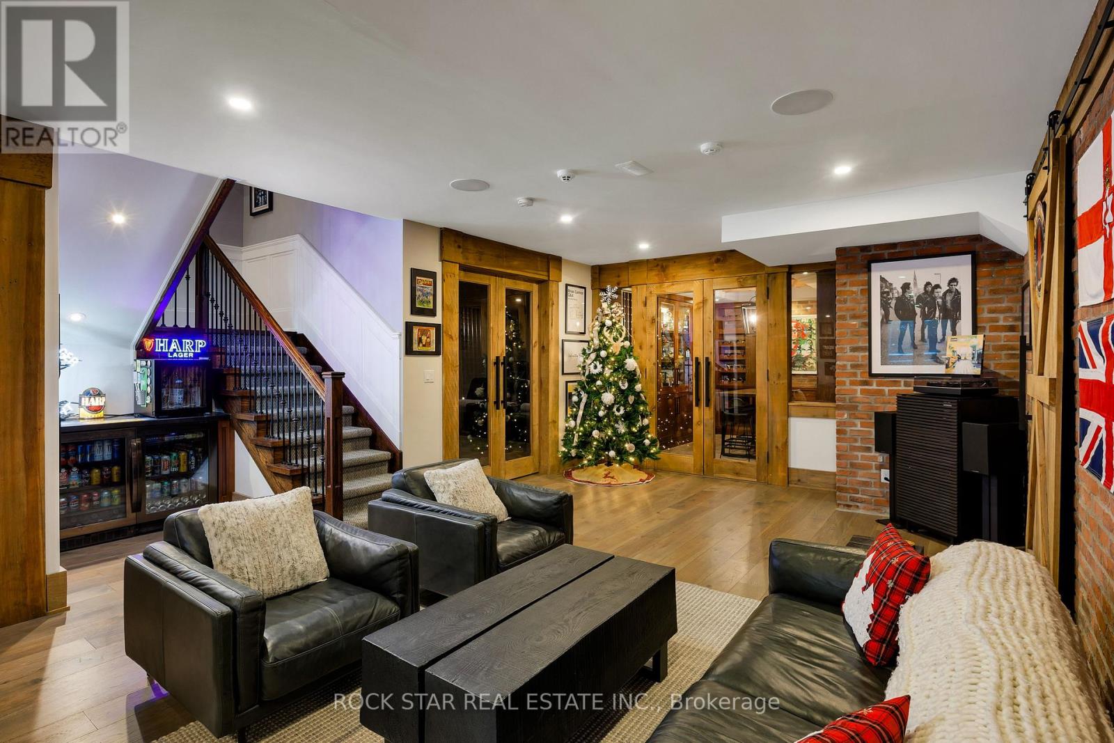 28 Highland Road, Oakville, Ontario  L6K 1S7 - Photo 41 - W12640142