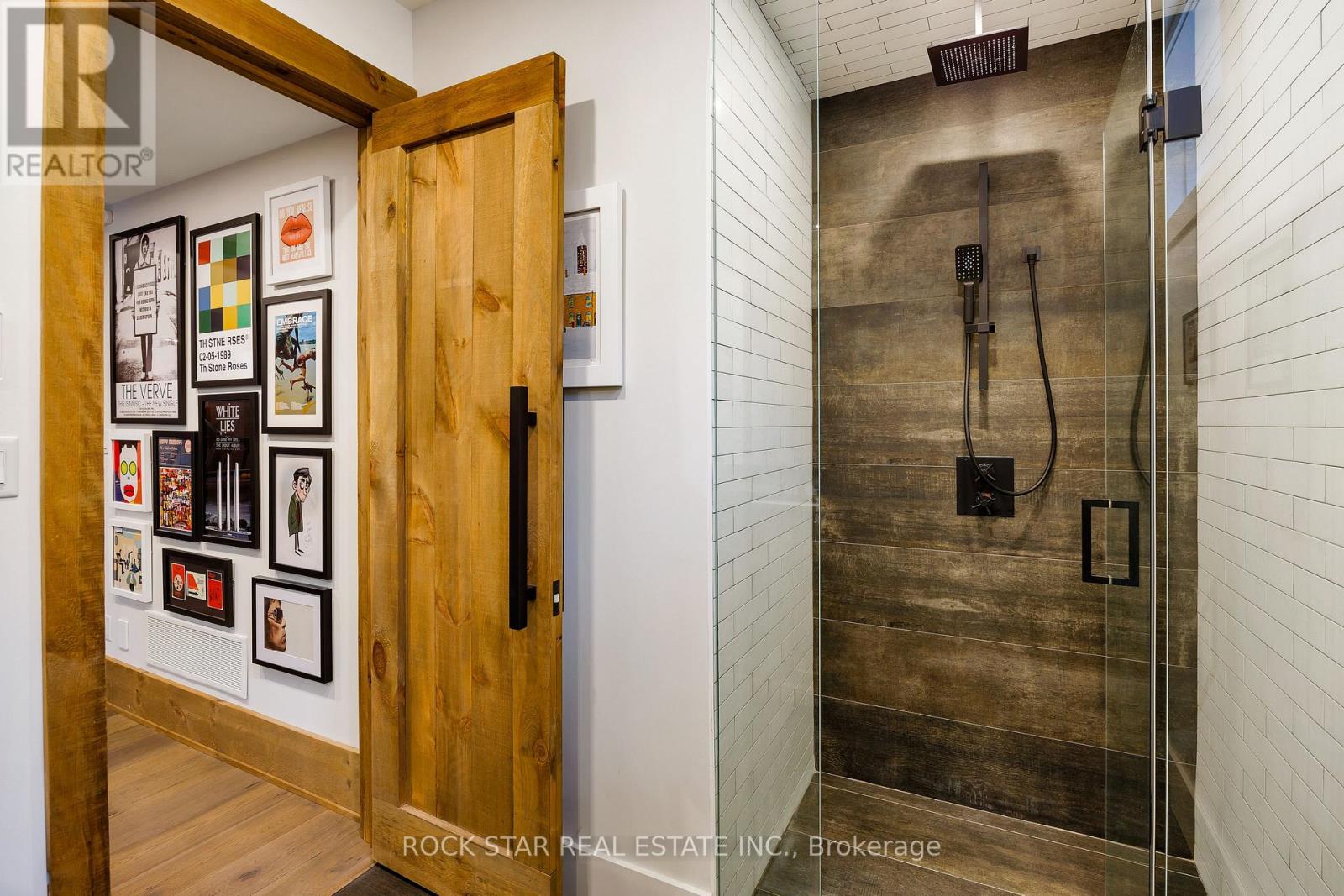 28 Highland Road, Oakville, Ontario  L6K 1S7 - Photo 43 - W12640142