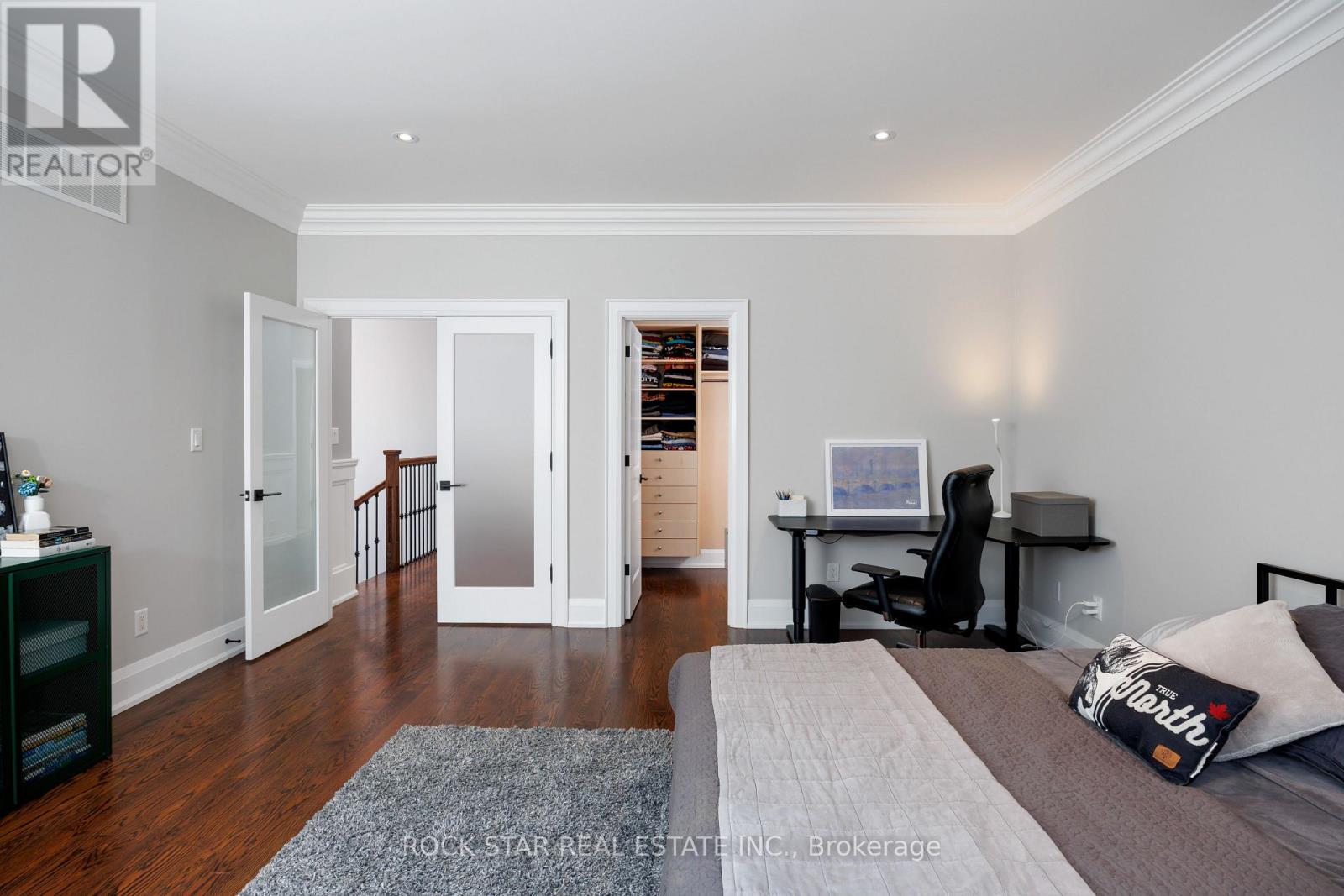 28 Highland Road, Oakville, Ontario  L6K 1S7 - Photo 48 - W12640142