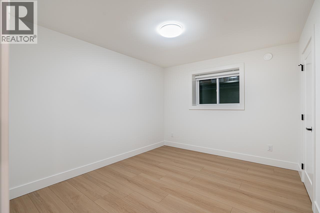 2208 St George Street, Port Moody, British Columbia V3H 2G2 - Photo 30 - R3072628