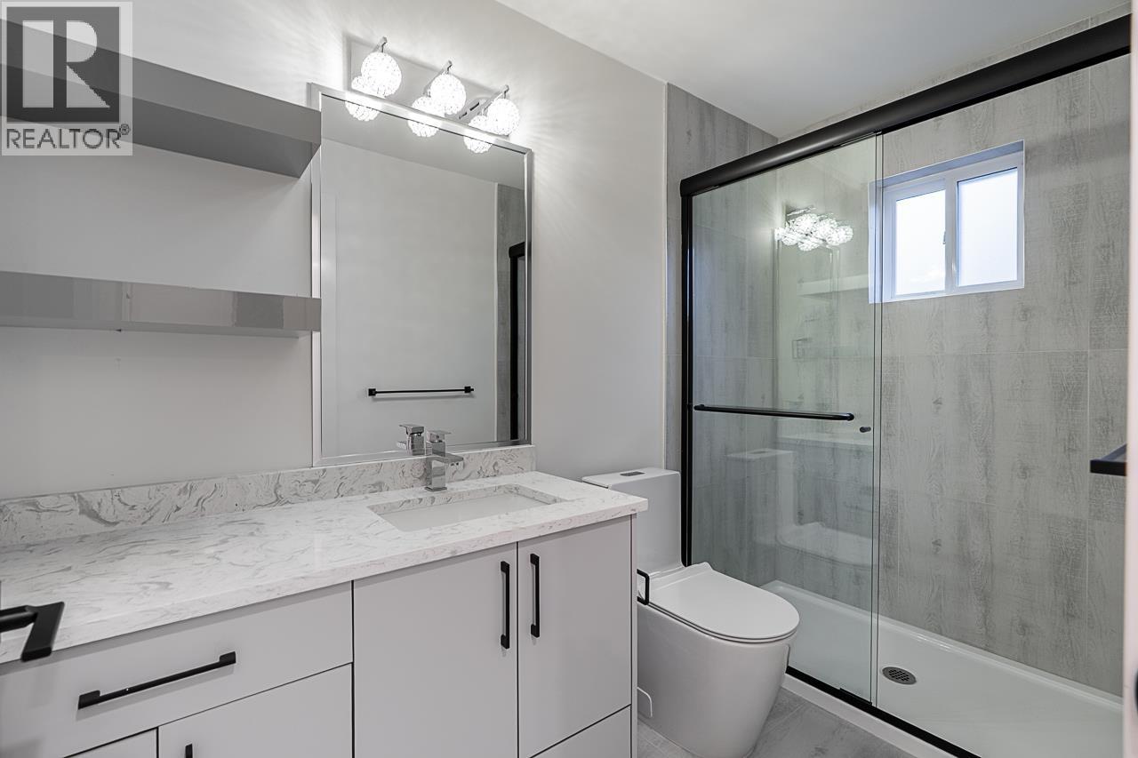 2208 St George Street, Port Moody, British Columbia V3H 2G2 - Photo 40 - R3072628