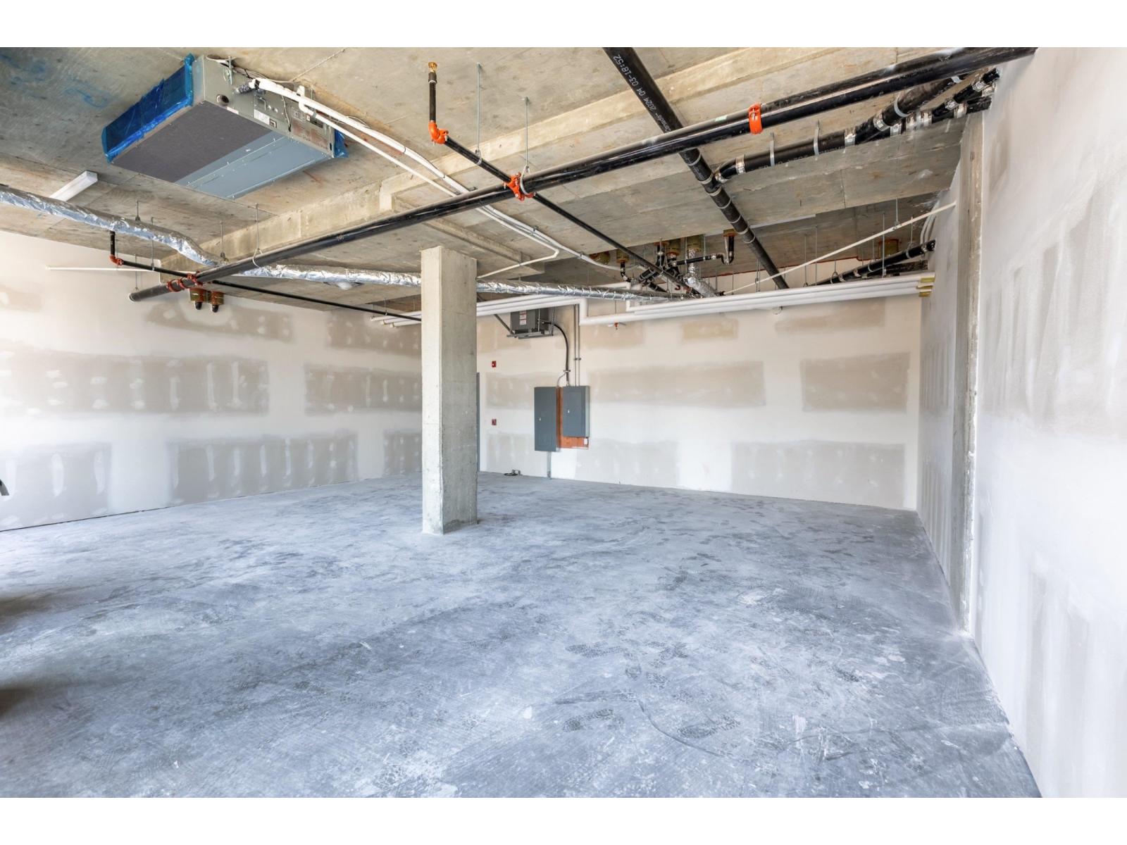 025 33816 South Fraser Way, Abbotsford, British Columbia  V2S 0P2 - Photo 5 - C8073366