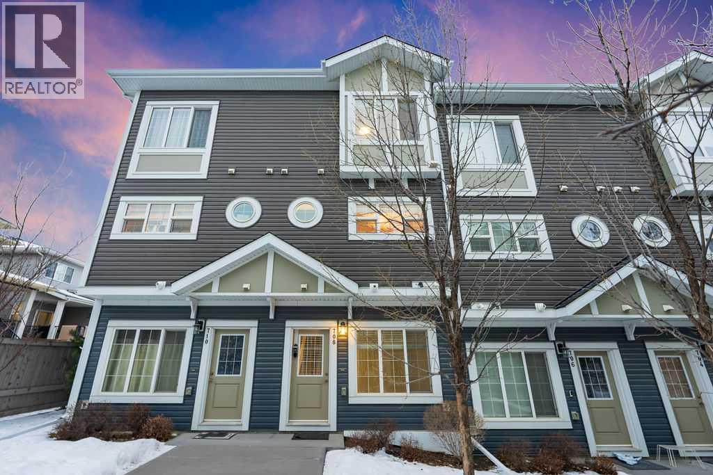 708 Evansridge Common Nw, Calgary, Alberta  T3P 0P3 - Photo 2 - A2274691