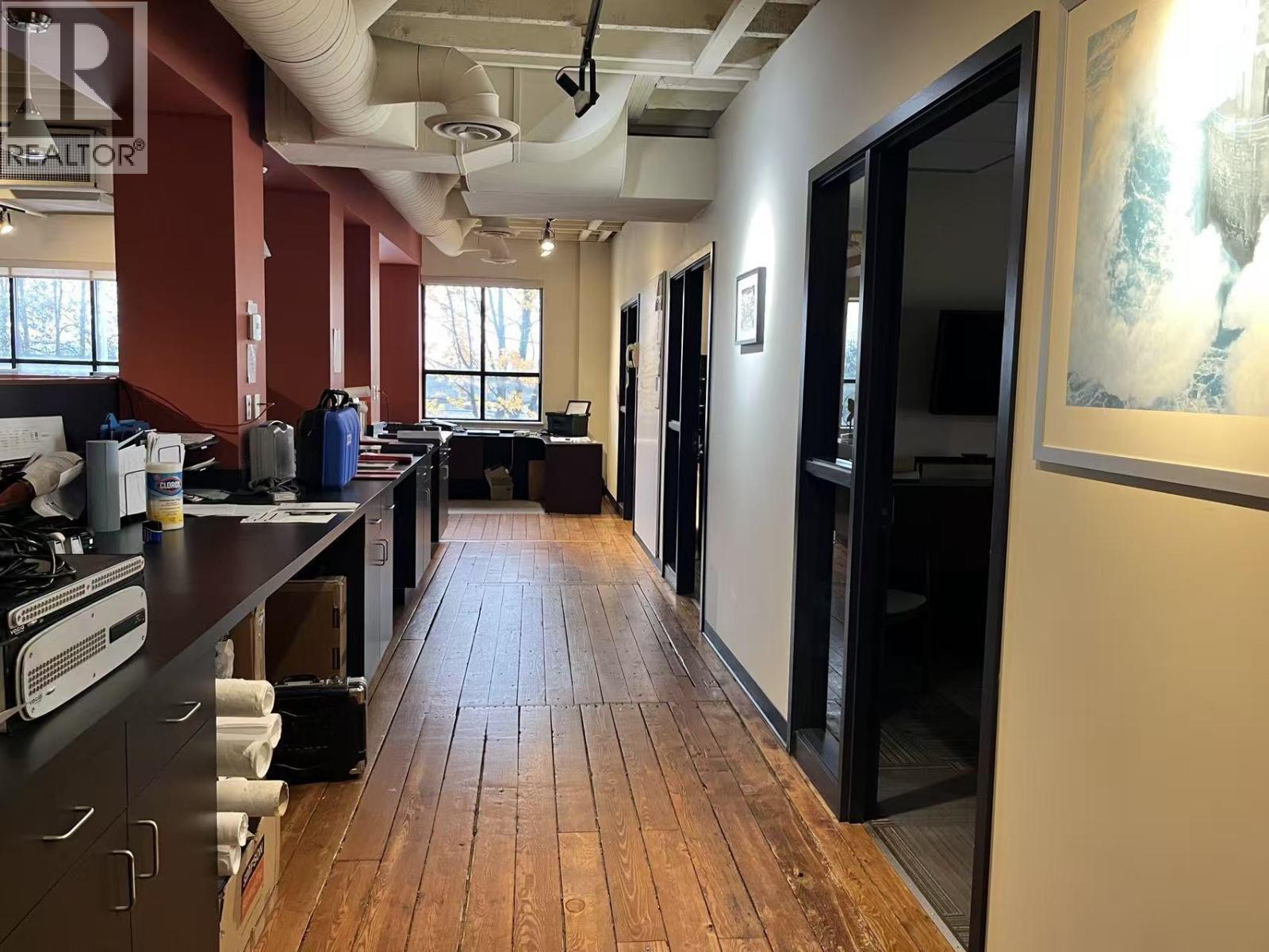 100 131 E Columbia Street, New Westminster, British Columbia  V3L 3V9 - Photo 2 - C8074622