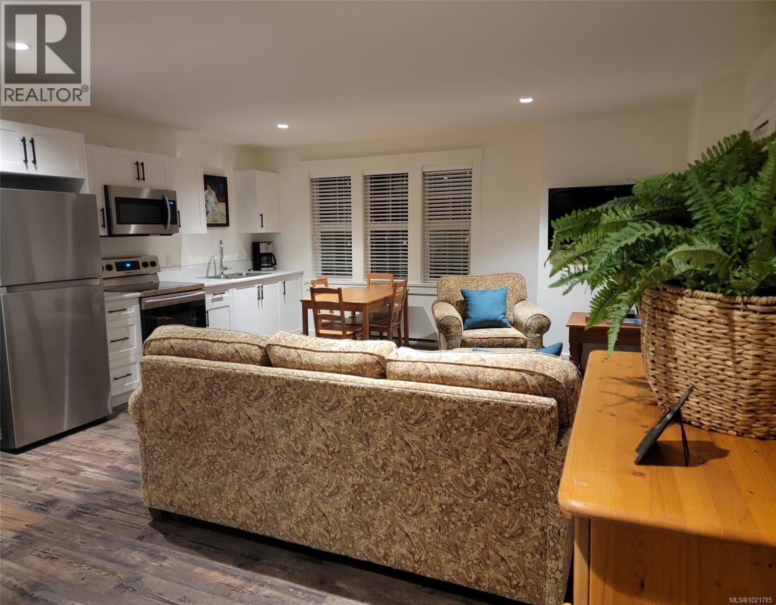 17 Jedstone Pl, View Royal, British Columbia V9B 0V3 - Photo 26 - 1021785