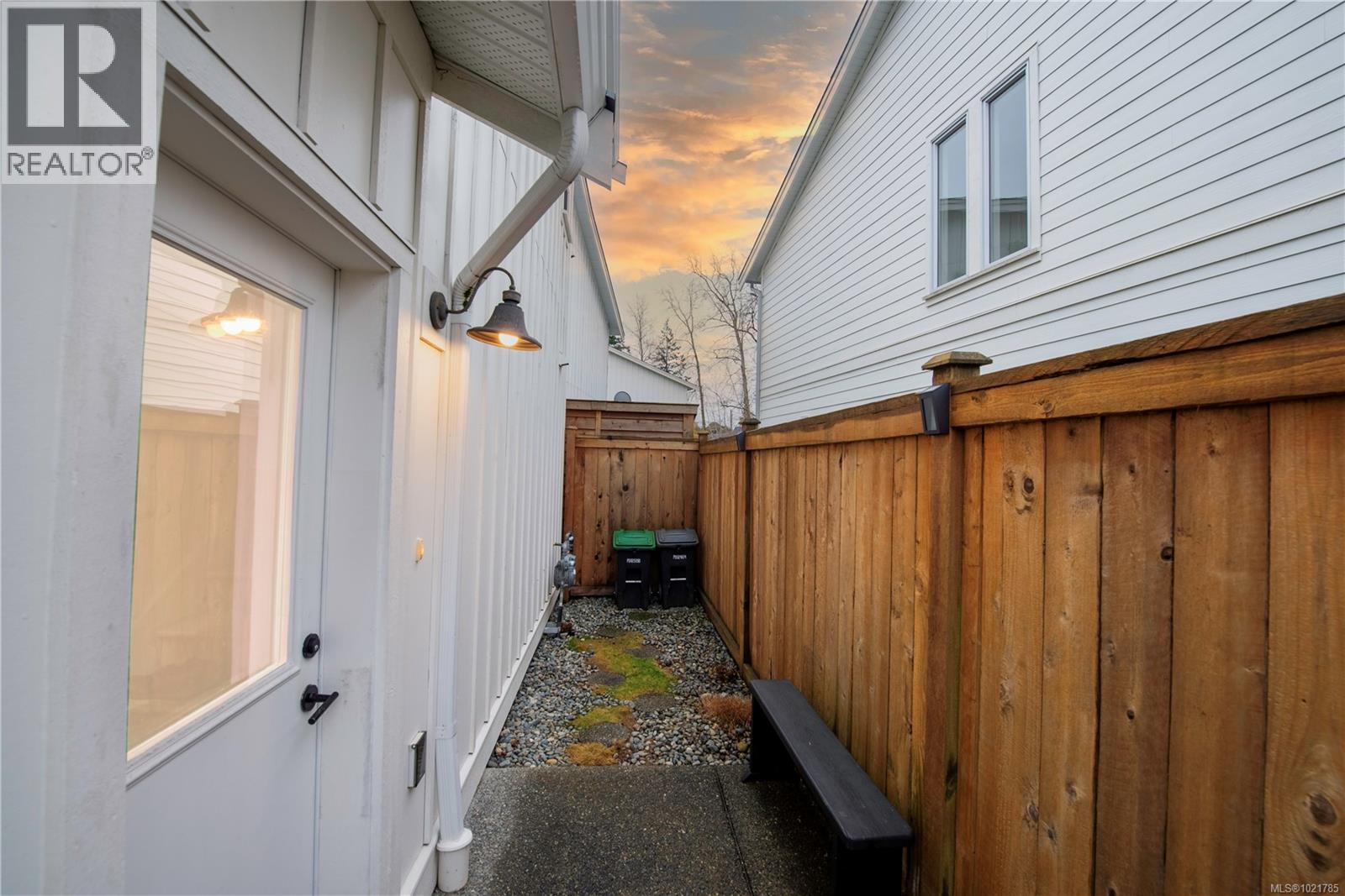 17 Jedstone Pl, View Royal, British Columbia V9B 0V3 - Photo 36 - 1021785