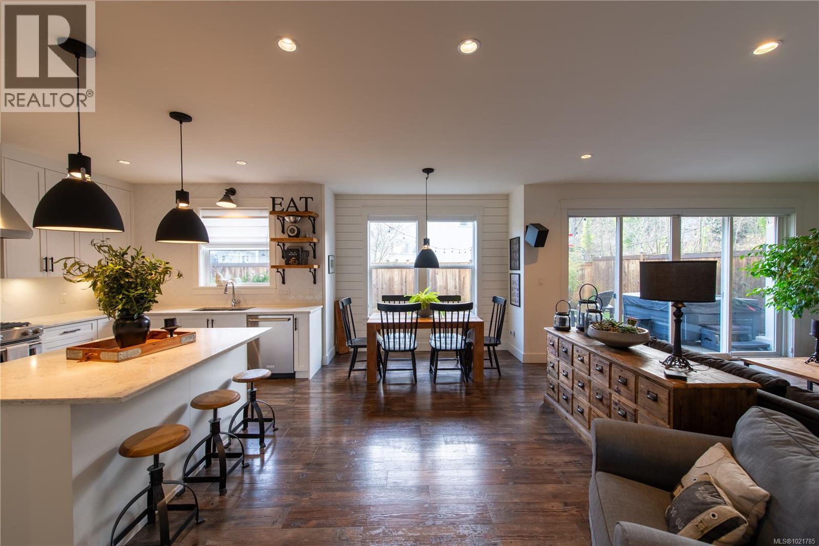 17 Jedstone Pl, View Royal, British Columbia V9B 0V3 - Photo 5 - 1021785