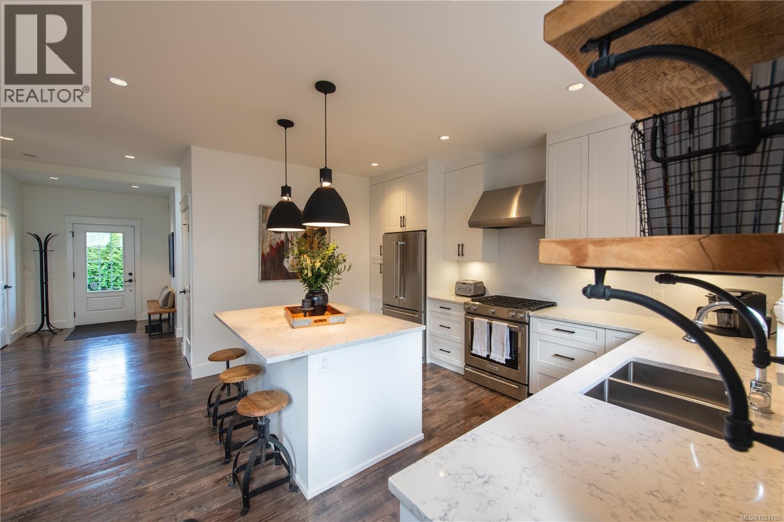 17 Jedstone Pl, View Royal, British Columbia V9B 0V3 - Photo 8 - 1021785