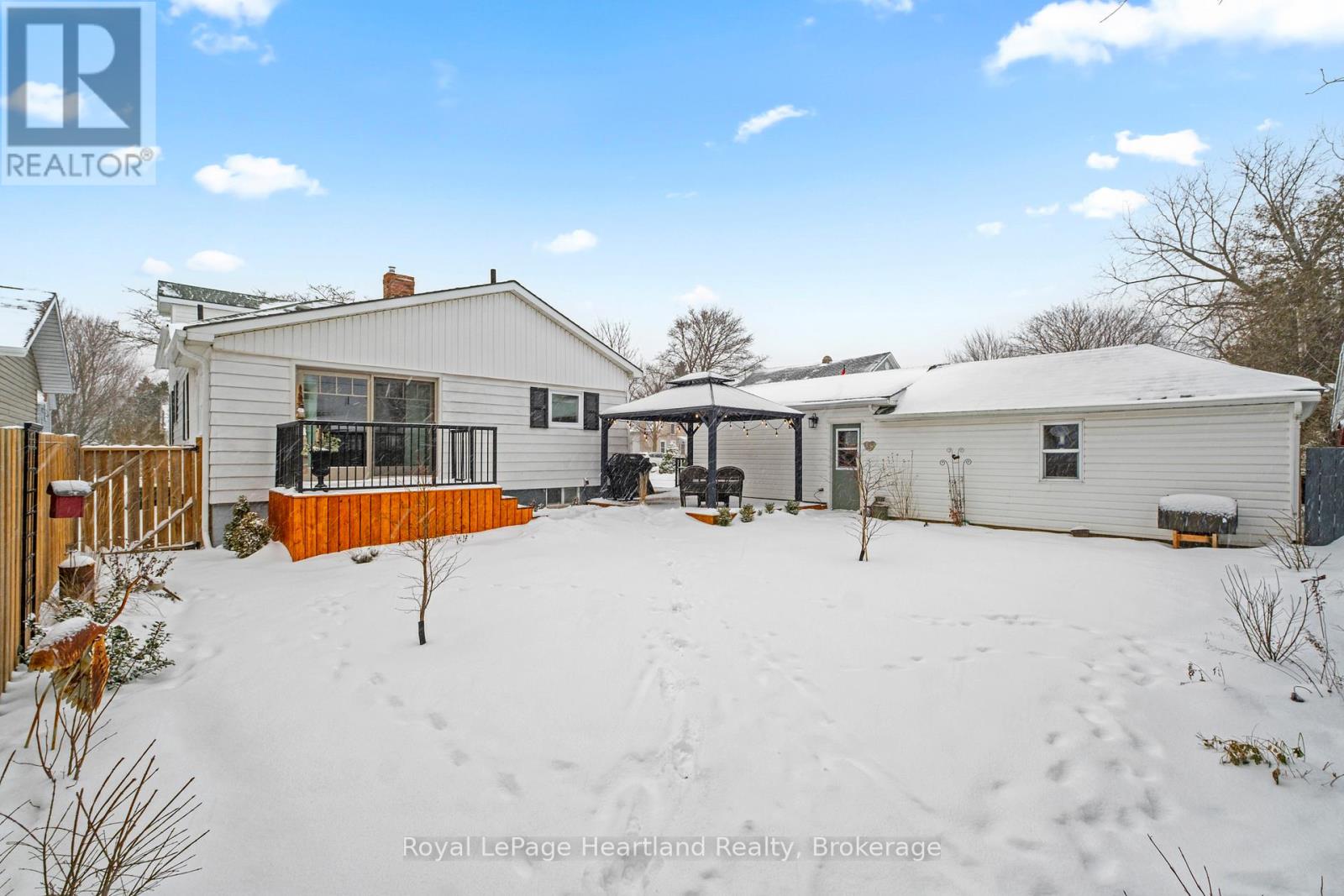 105 Quebec Street, Goderich, Ontario  N7A 2G6 - Photo 39 - X12640222