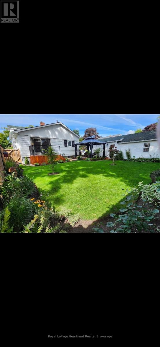 105 Quebec Street, Goderich, Ontario  N7A 2G6 - Photo 40 - X12640222