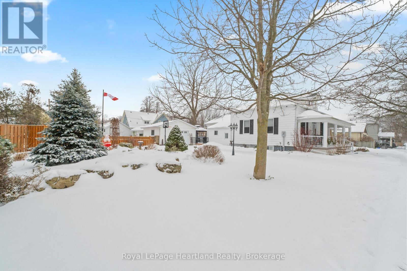 105 Quebec Street, Goderich, Ontario  N7A 2G6 - Photo 44 - X12640222