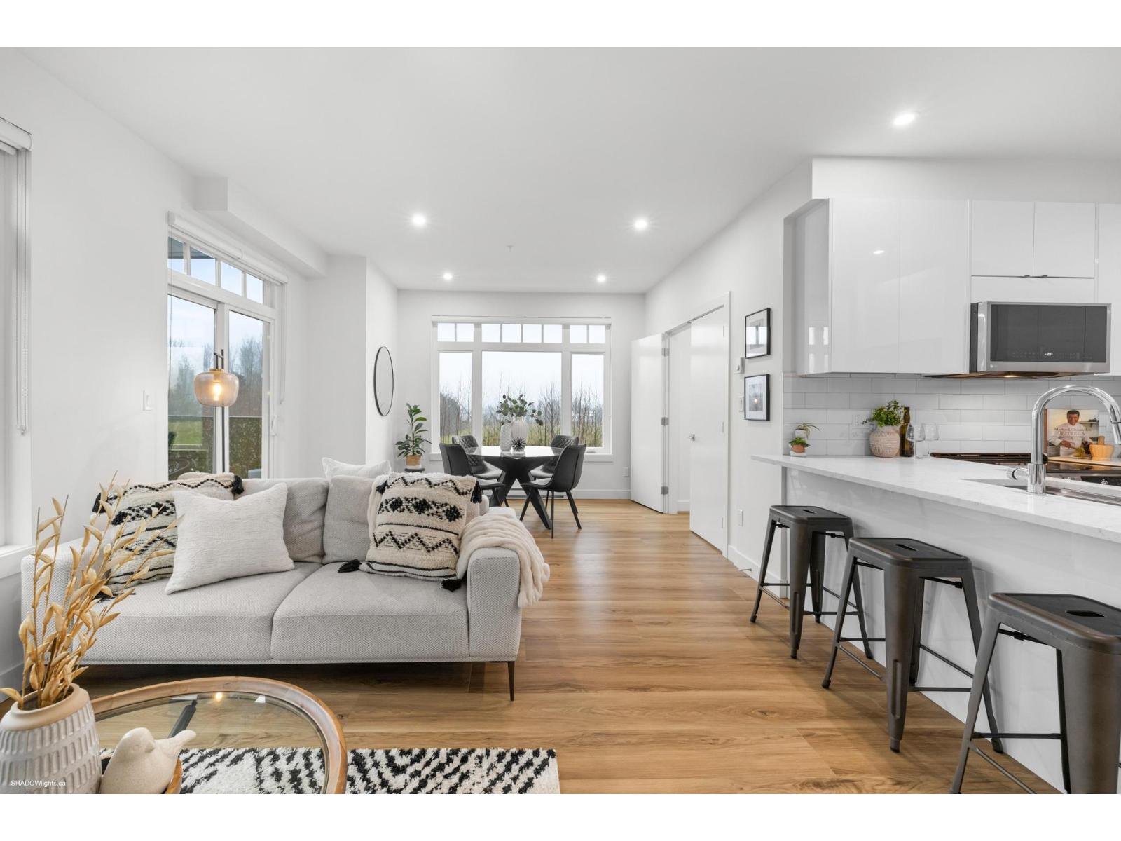 101 20081 68 Avenue, Langley, British Columbia  V2Y 3V7 - Photo 6 - R3073977