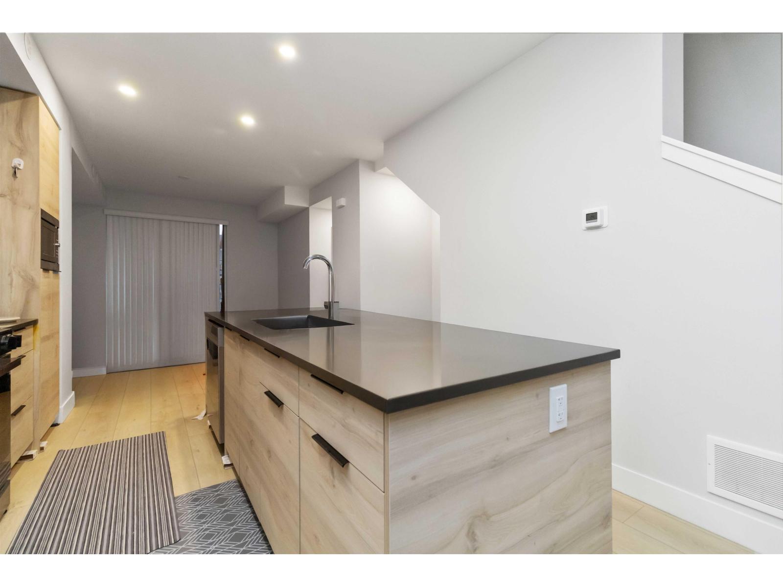 20 30530 Cardinal Avenue, Abbotsford, British Columbia V2T 0L5 - Photo 7 - R3074302