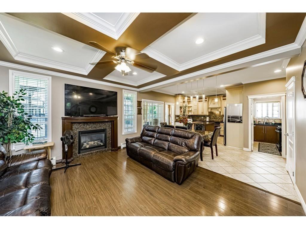 7833 147a Street, Surrey, British Columbia  V3S 2T8 - Photo 4 - R3074037