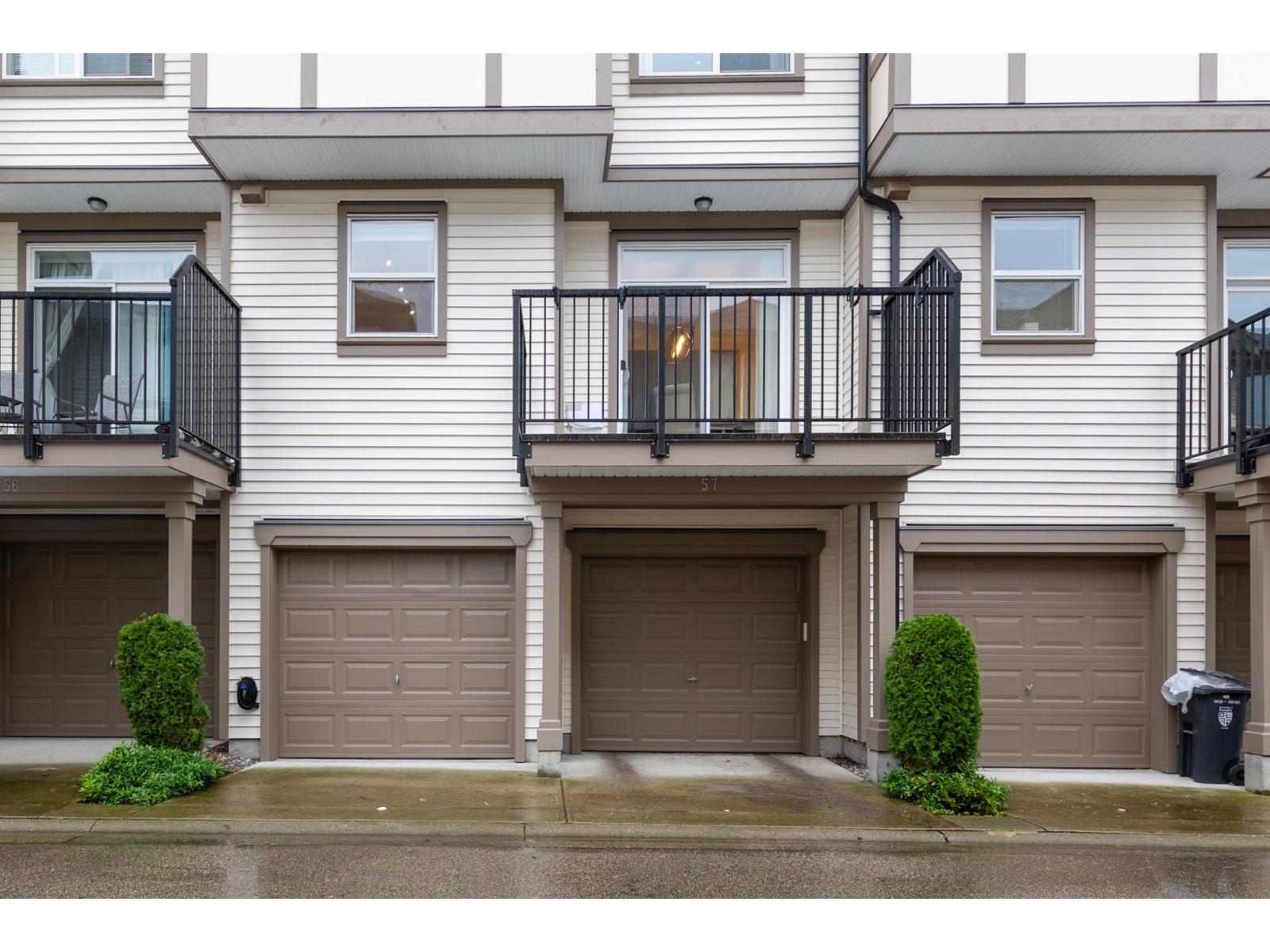 57 7848 209 Street, Langley, British Columbia  V2Y 0M4 - Photo 3 - R3074239