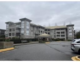 102 10533 UNIVERSITY DRIVE, Surrey, British Columbia