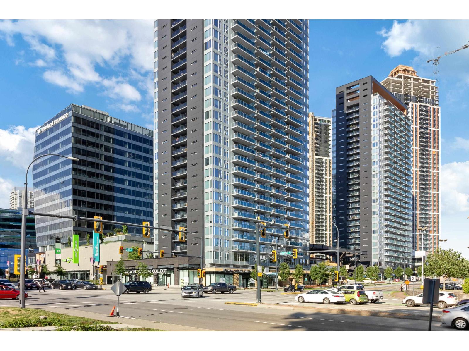 3412 13615 Fraser Highway, Surrey, British Columbia  V3T 0P7 - Photo 2 - R3074374