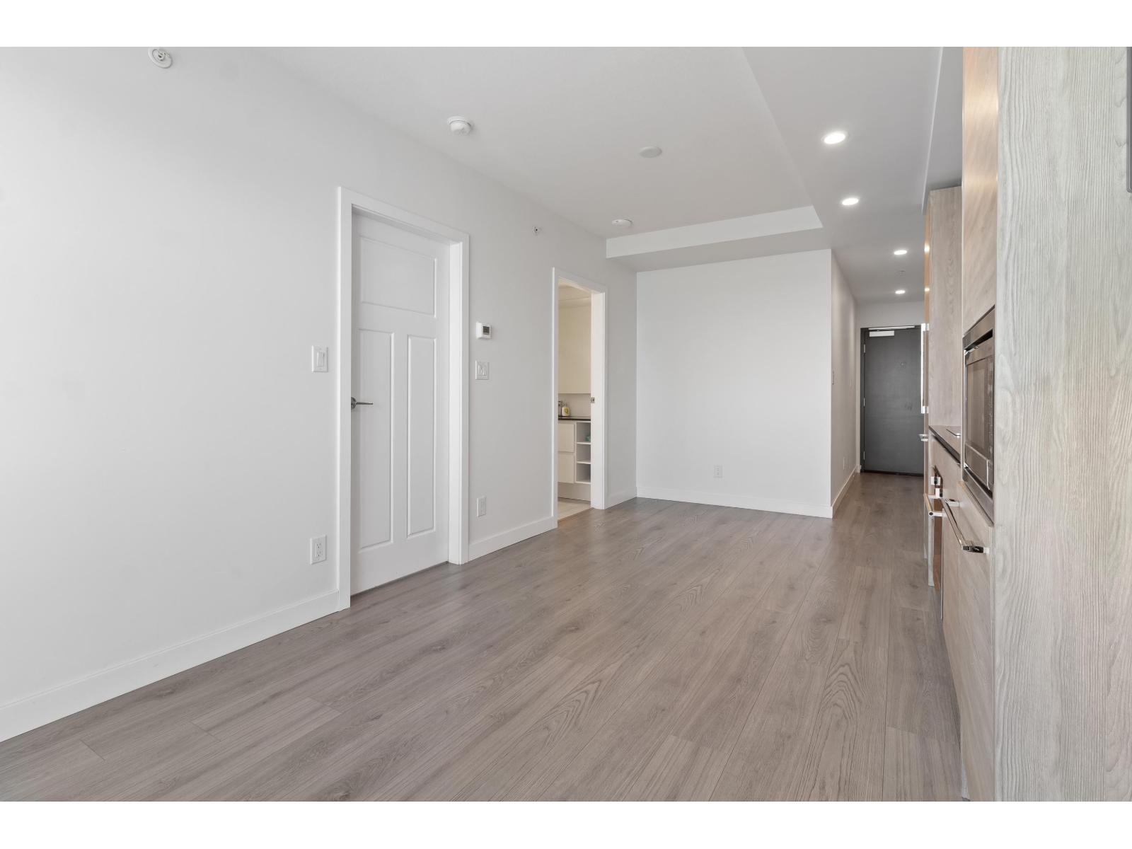 3412 13615 Fraser Highway, Surrey, British Columbia  V3T 0P7 - Photo 6 - R3074374