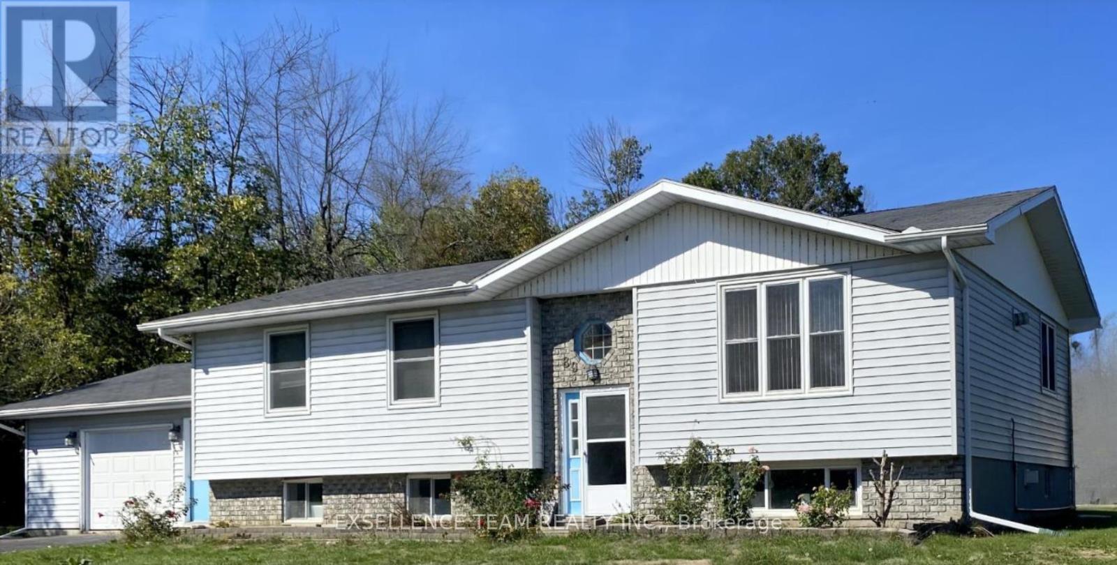 89 ST LAWRENCE STREET, South Stormont, Ontario