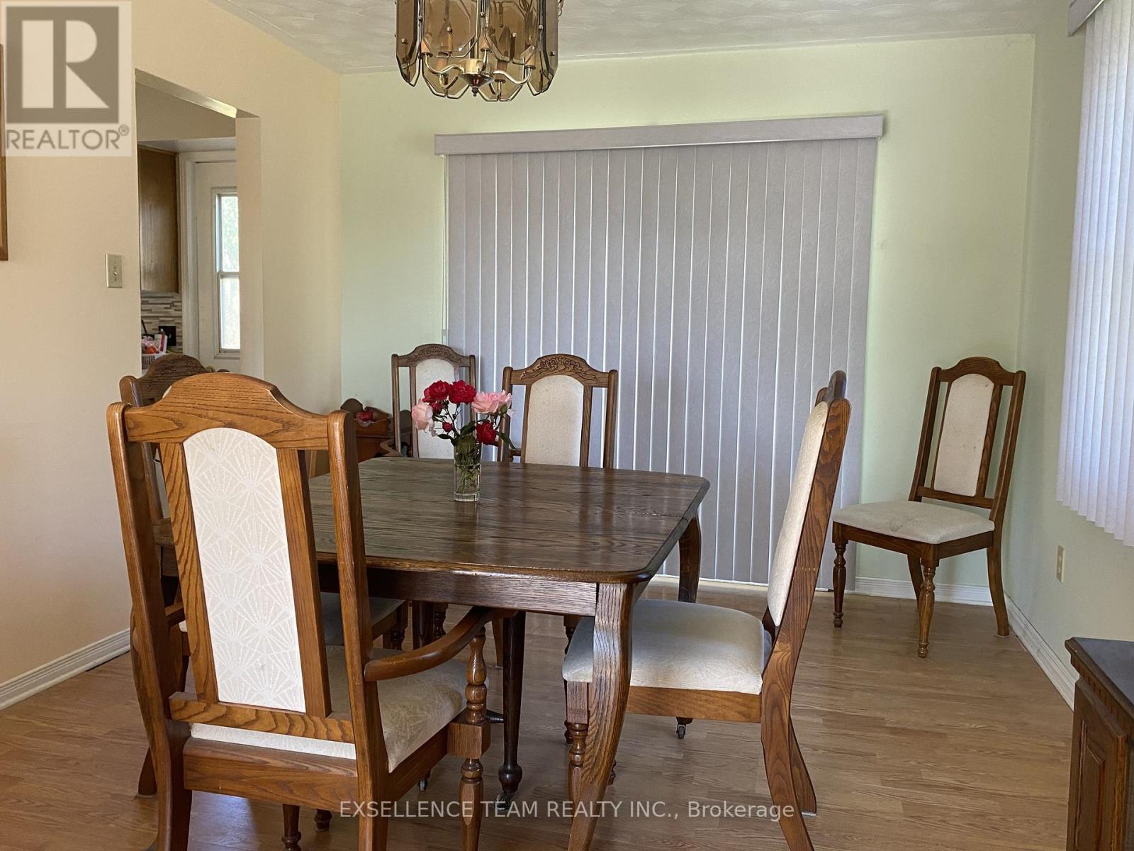 89 St Lawrence Street, South Stormont, Ontario  K0C 1M0 - Photo 9 - X12443267