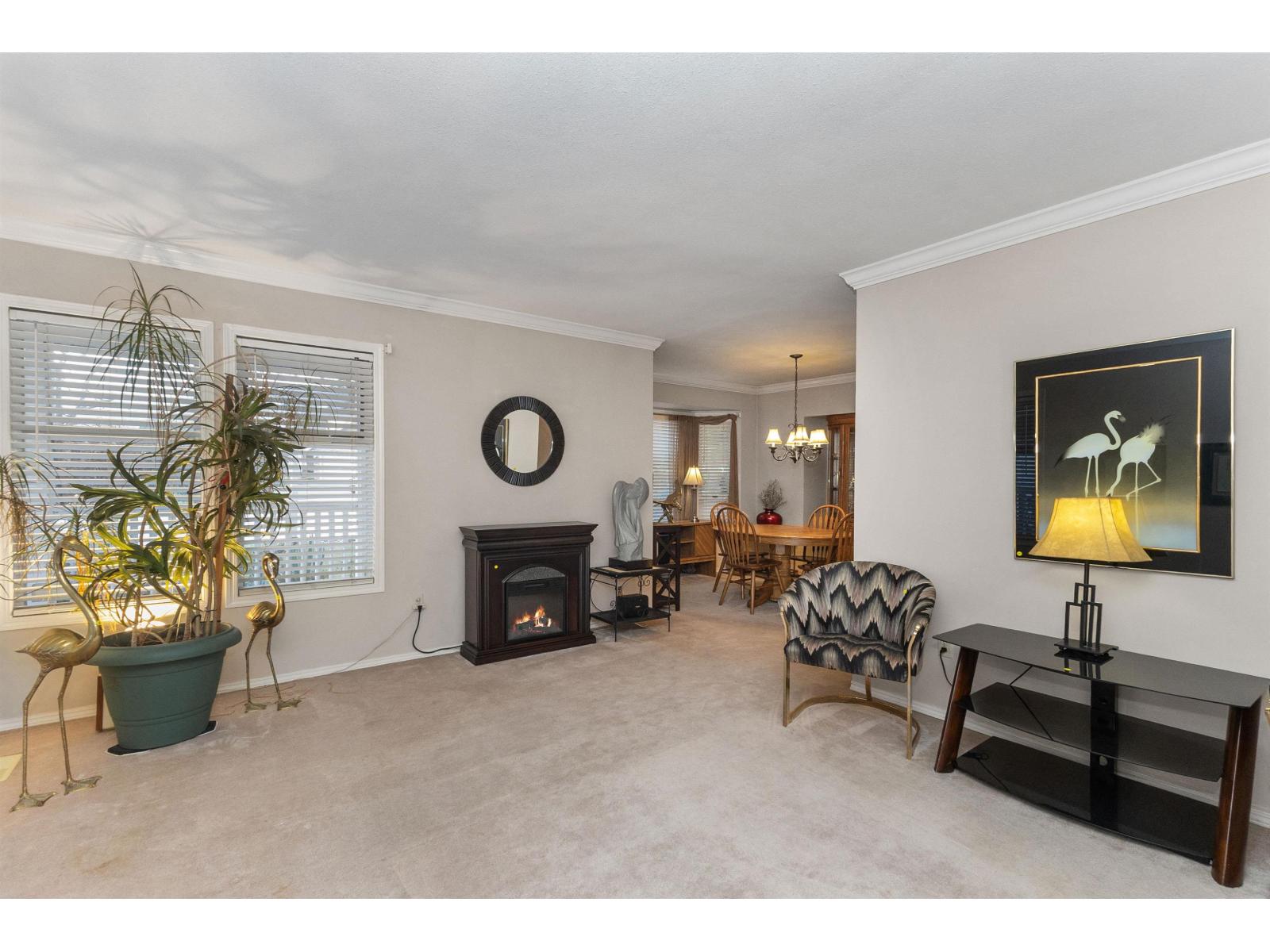 34825 Cassiar Court, Abbotsford, British Columbia  V2S 7G9 - Photo 5 - R3074201